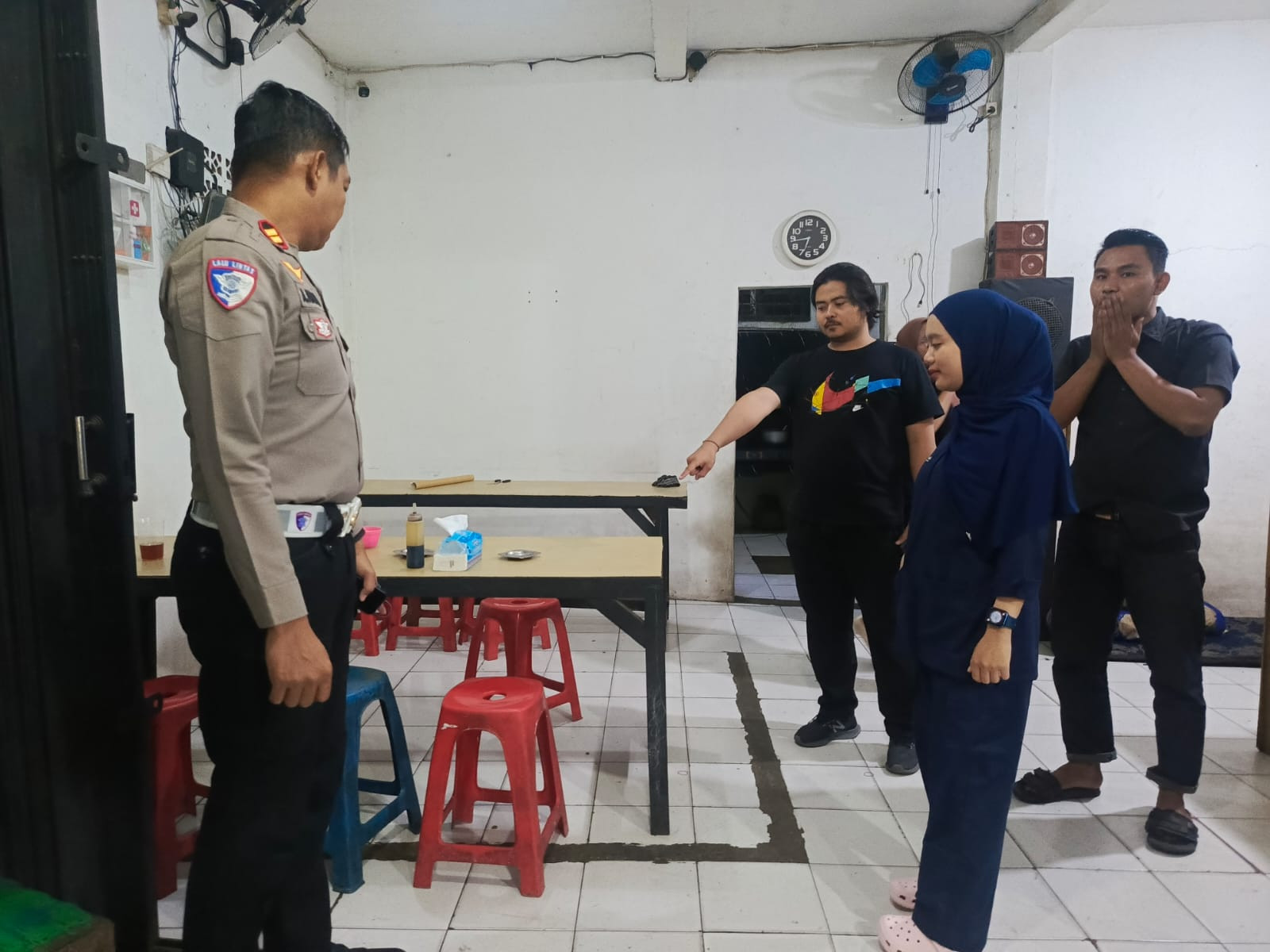 Ungkap Kasus Penipuan Viral di Media Sosial, Polsek Cikarang Barat Amankan Dua Terduga Pelaku