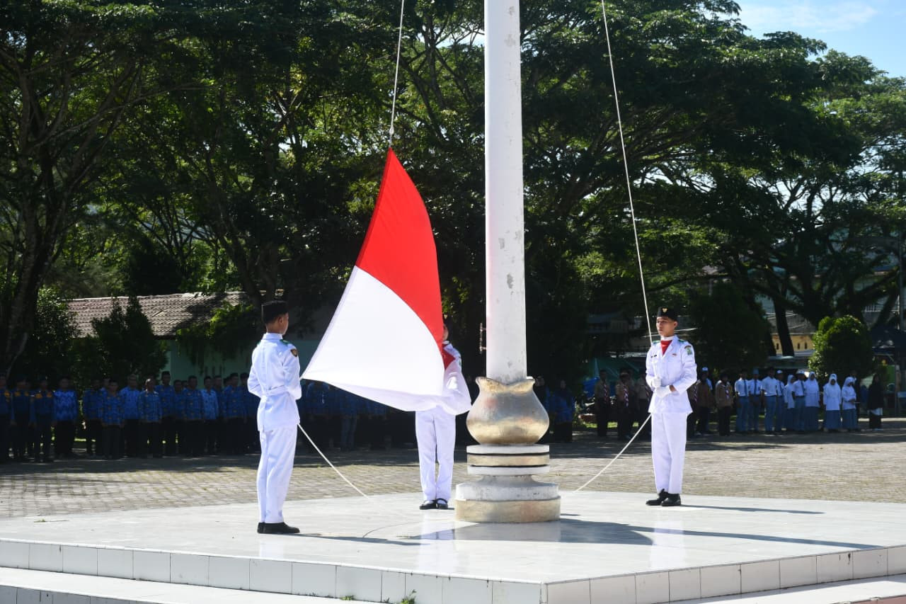 Danlanal Simeulue Hadiri Upacara Bendera Peringatan Hari Sumpah Pemuda Ke-97 Tahun 2025 di Kepulauan Simeulue Aceh