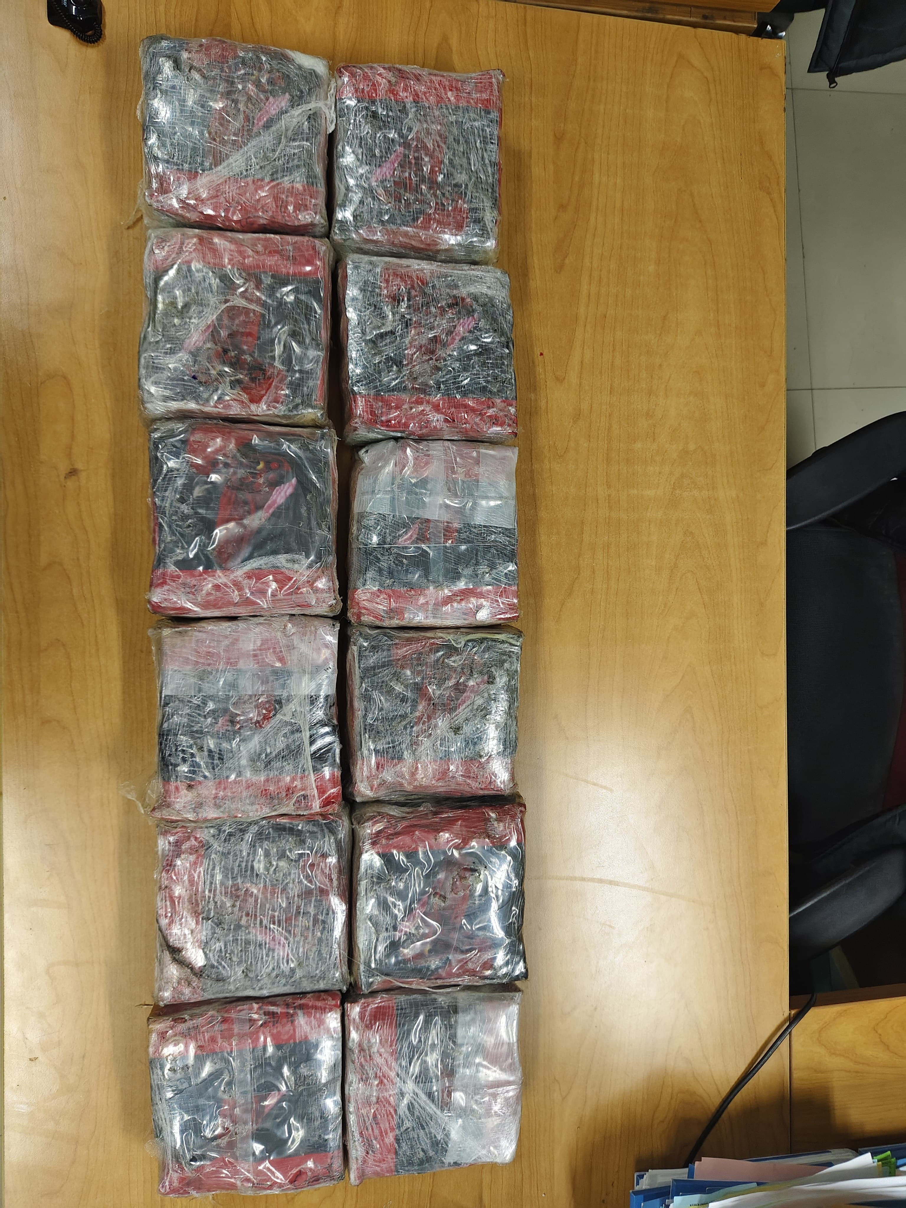 Berkedok Truk Pengangkut Jeruk, Sindikat Sabu 12 Kg Digulung Polres Metro Jakpus di Tol Jakarta-Cikampek