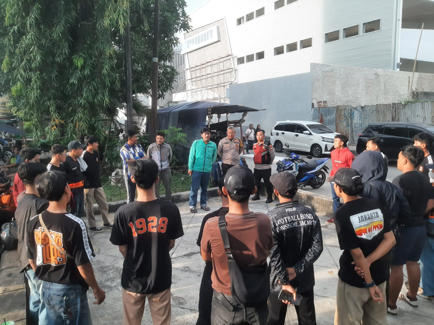Keberangkatan Jakmania dari Penjaringan Dipantau, Polisi Pastikan Berjalan Aman dan Tertib