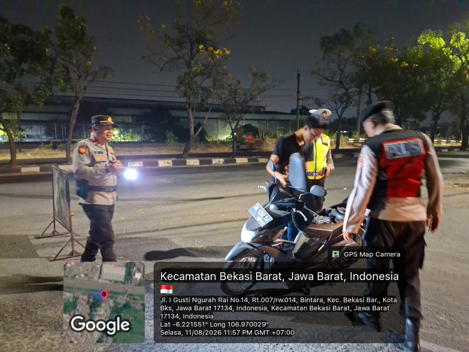 Jaga Jakarta On The Spot, Polsek Bekasi Barat Gelar Razia Stasioner dan Patroli Antisipasi Kejahatan Jalanan serta Tawuran
