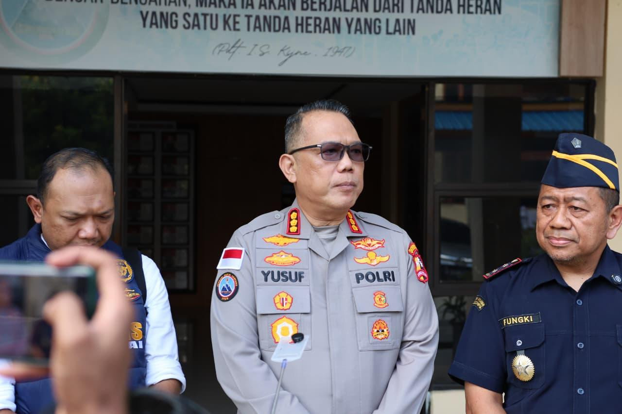 Sinergitas Beacukai dan Satgas Kepolisian Operasi Damai Cartenz dalam Upaya Menggagalkan Penyelundupan Amunisi di Perairan Jayapura