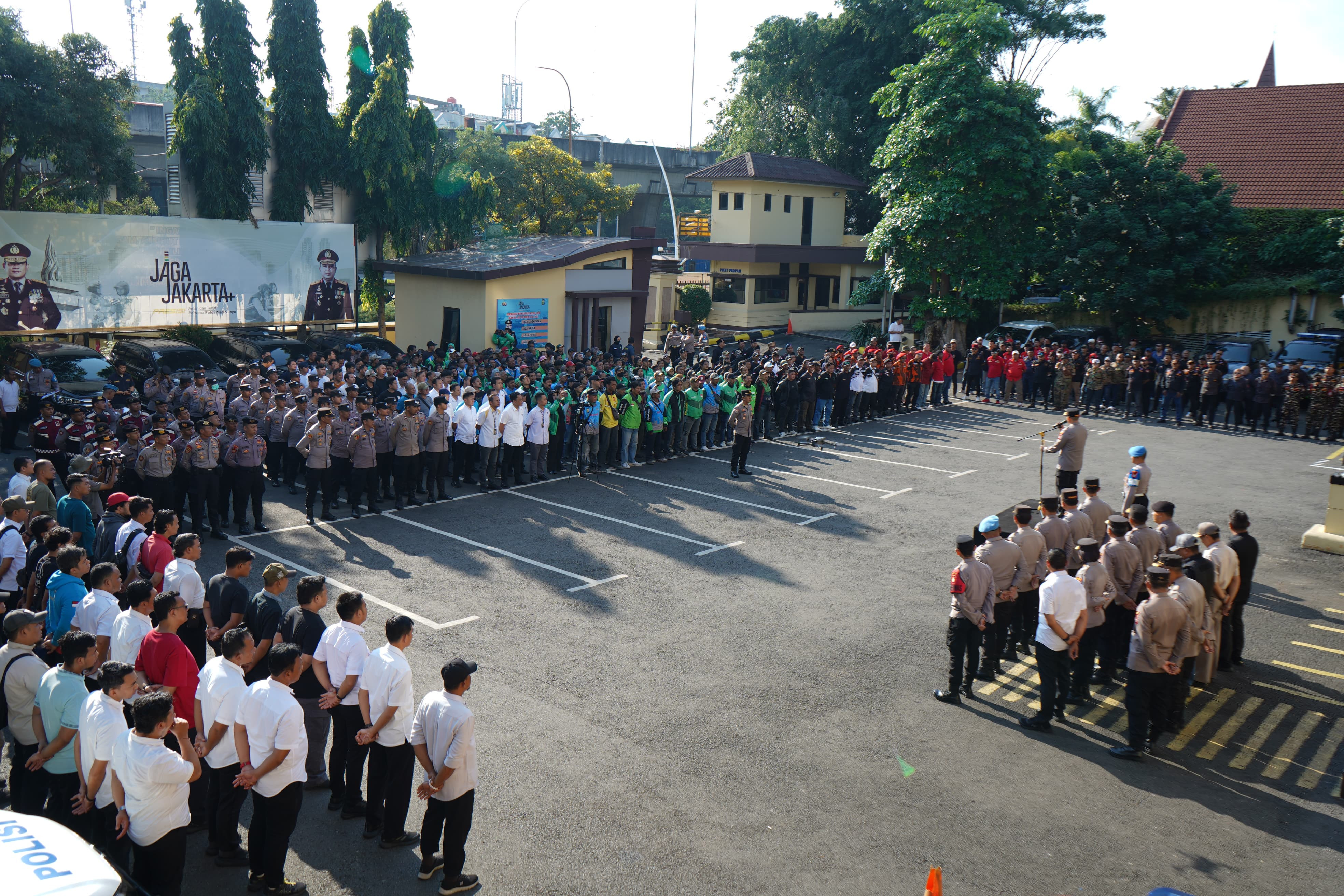 Simulasi Sispam Mako di Polres Metro Jakarta Utara, Libatkan Ratusan Personel dan Elemen Masyarakat