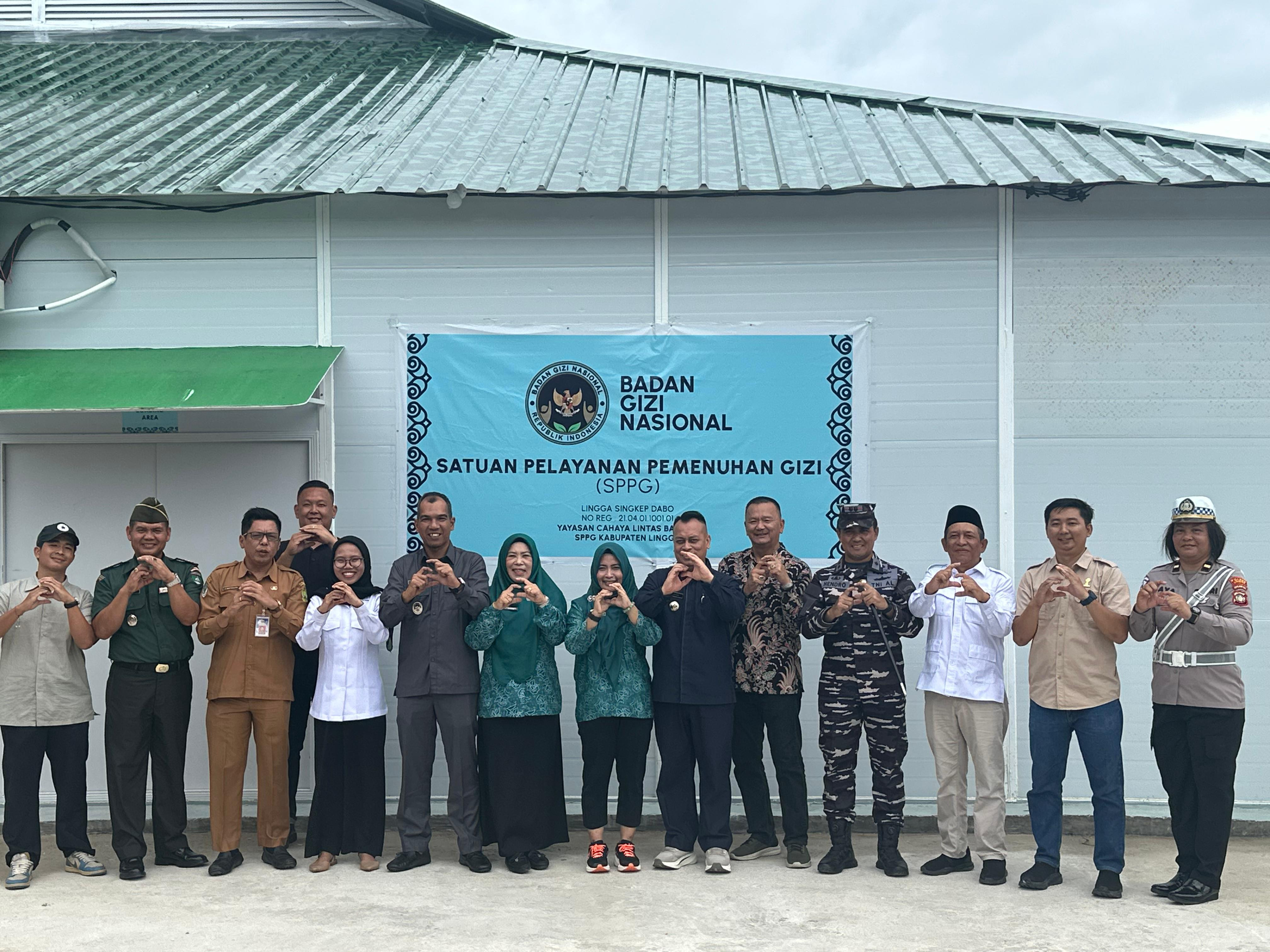 Danlanal Dabo Singkep Hadiri Peresmian Program Makan Bergizi Gratis (MBG) di Kabupaten Lingga