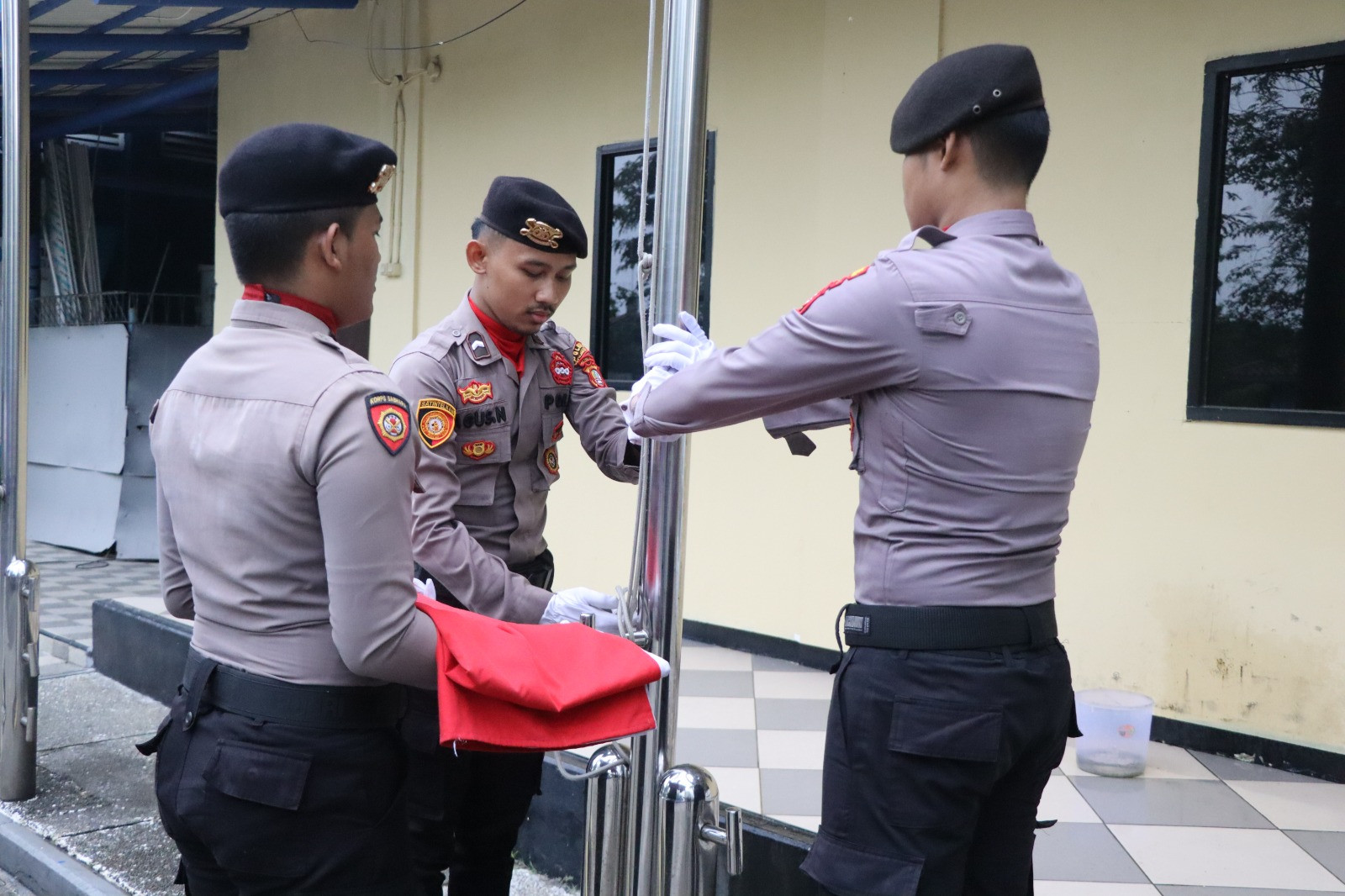 Polres Kepulauan Seribu Gelar Upacara Hari Kebangkitan Nasional, Perkuat Nasionalisme dan Kedaulatan Informasi