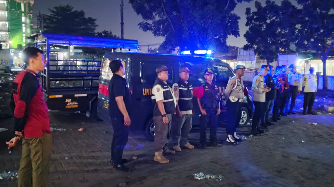 Jaga Jakarta, Jaga Lingkungan: Polsek Metro Penjaringan Perketat KRYD, 11 Motor Tanpa Kelengkapan Diamankan