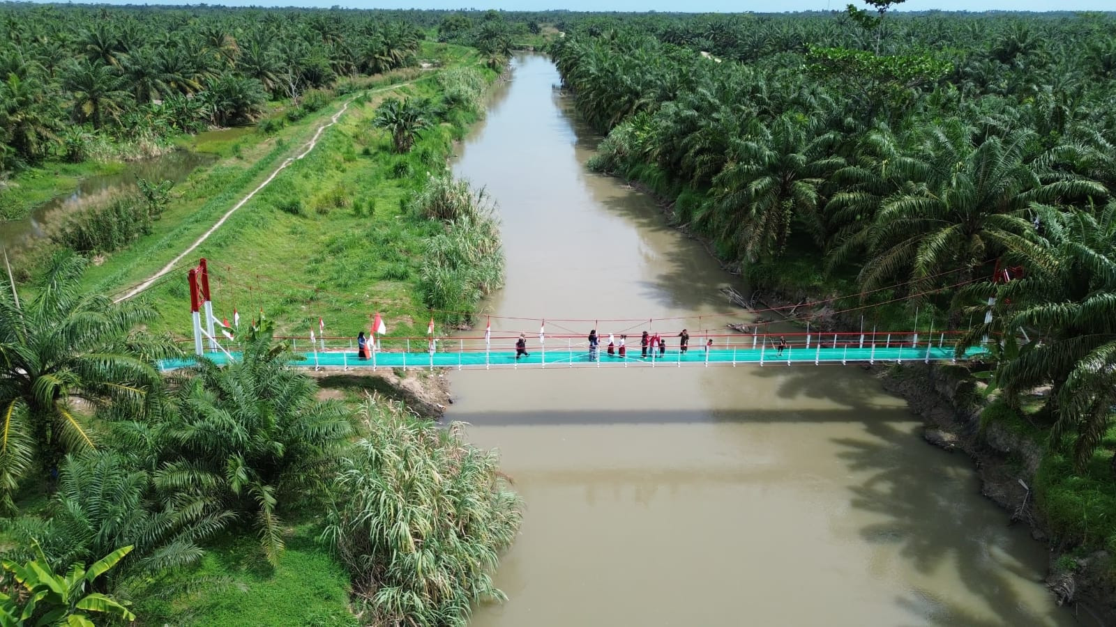 Panglima TNI Dampingi Presiden RI Resmikan 218 Jembatan untuk Perkuat Konektivitas Nasional