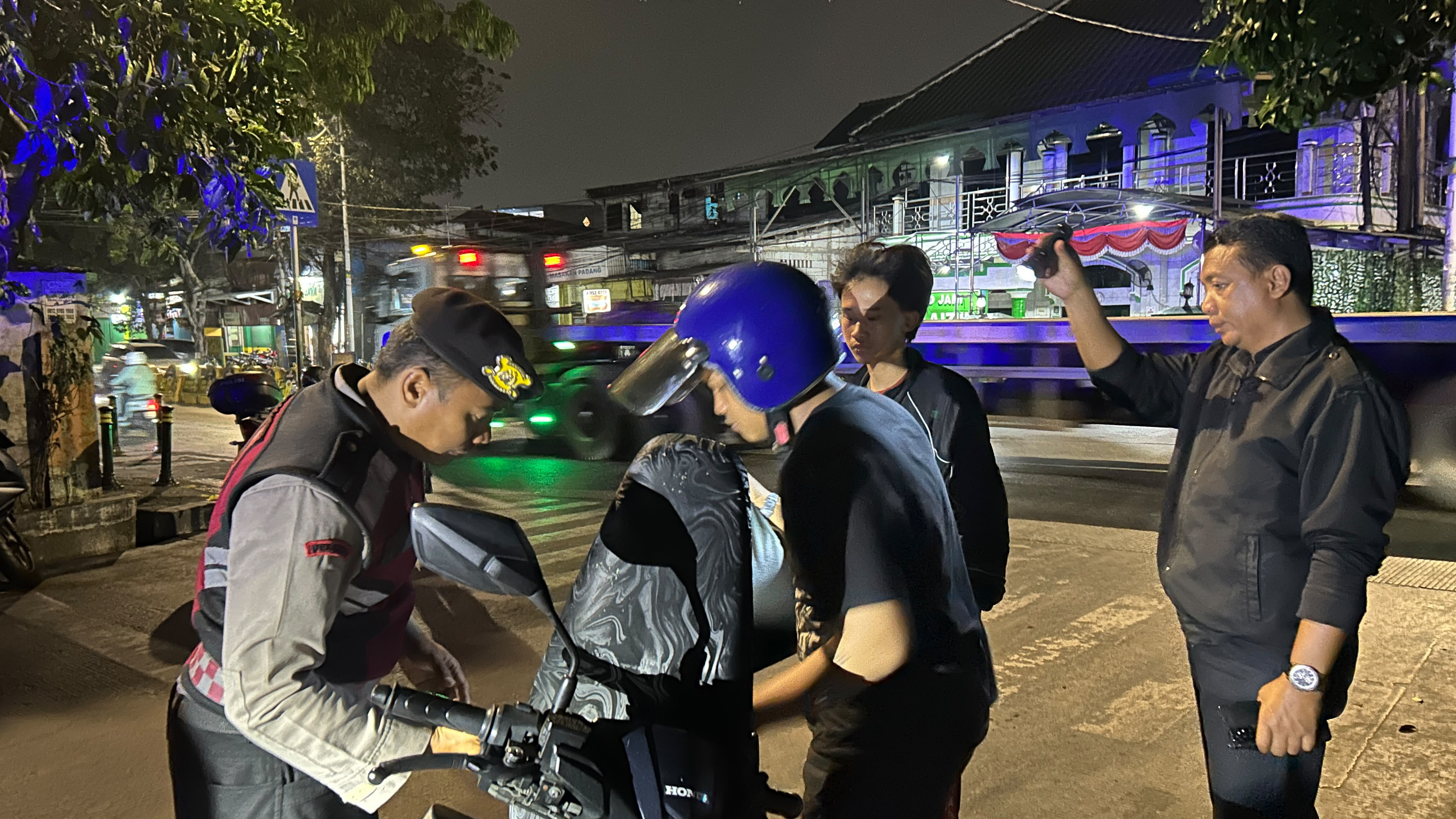 Polsek Koja Gencarkan Patroli Malam, Sasar Titik Rawan Tawuran dan 3C