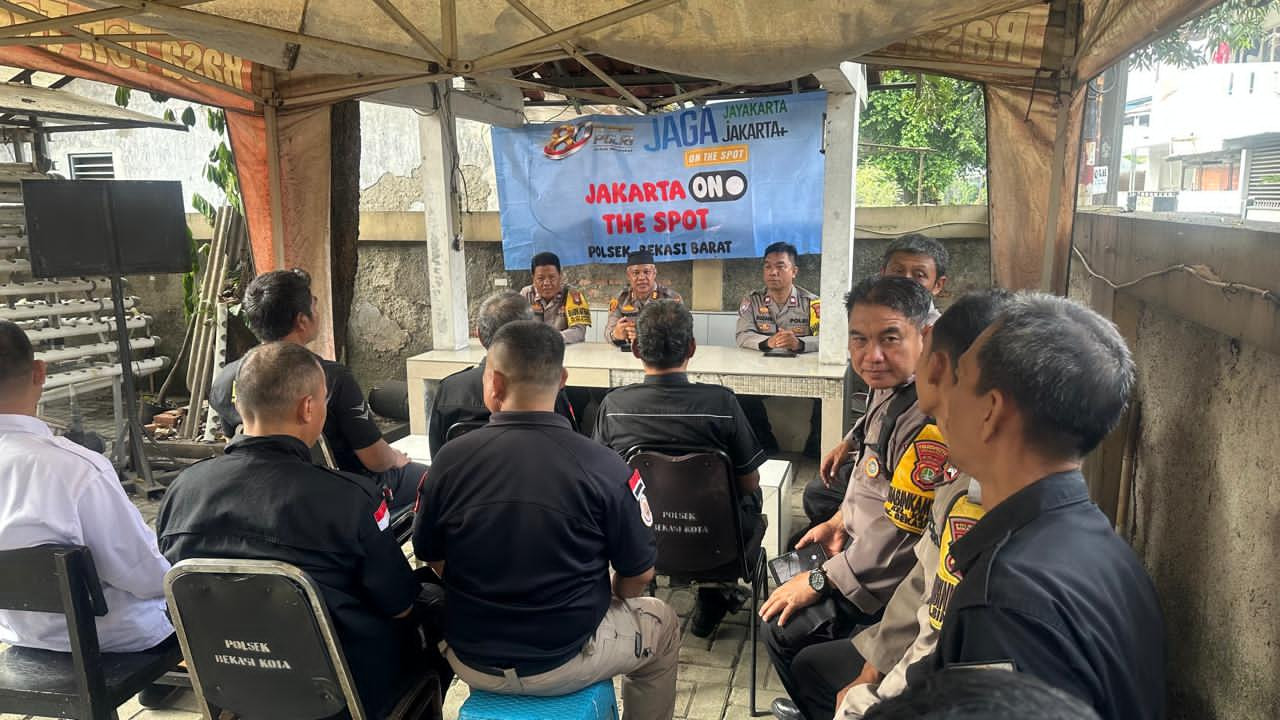 Kapolsek Bekasi Barat Ajak Warga Perkuat Sinergi Jaga Kamtibmas Melalui Program Jakarta On The Spot