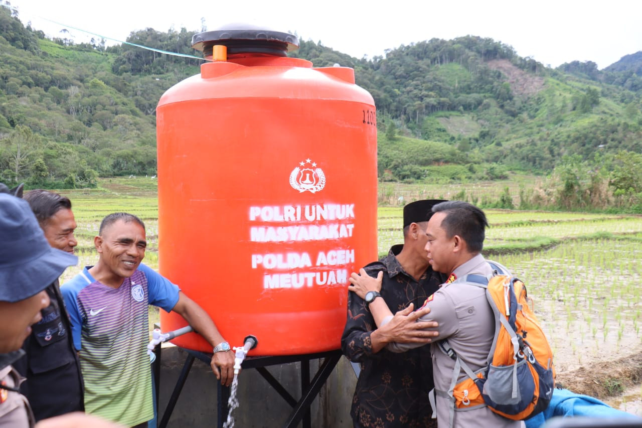 Air Kembali Mengalir, Harapan Tumbuh: Sumur Bor Kapolda Aceh Jadi Sumber Kehidupan Warga Terdampak Bencana di Aceh Tengah