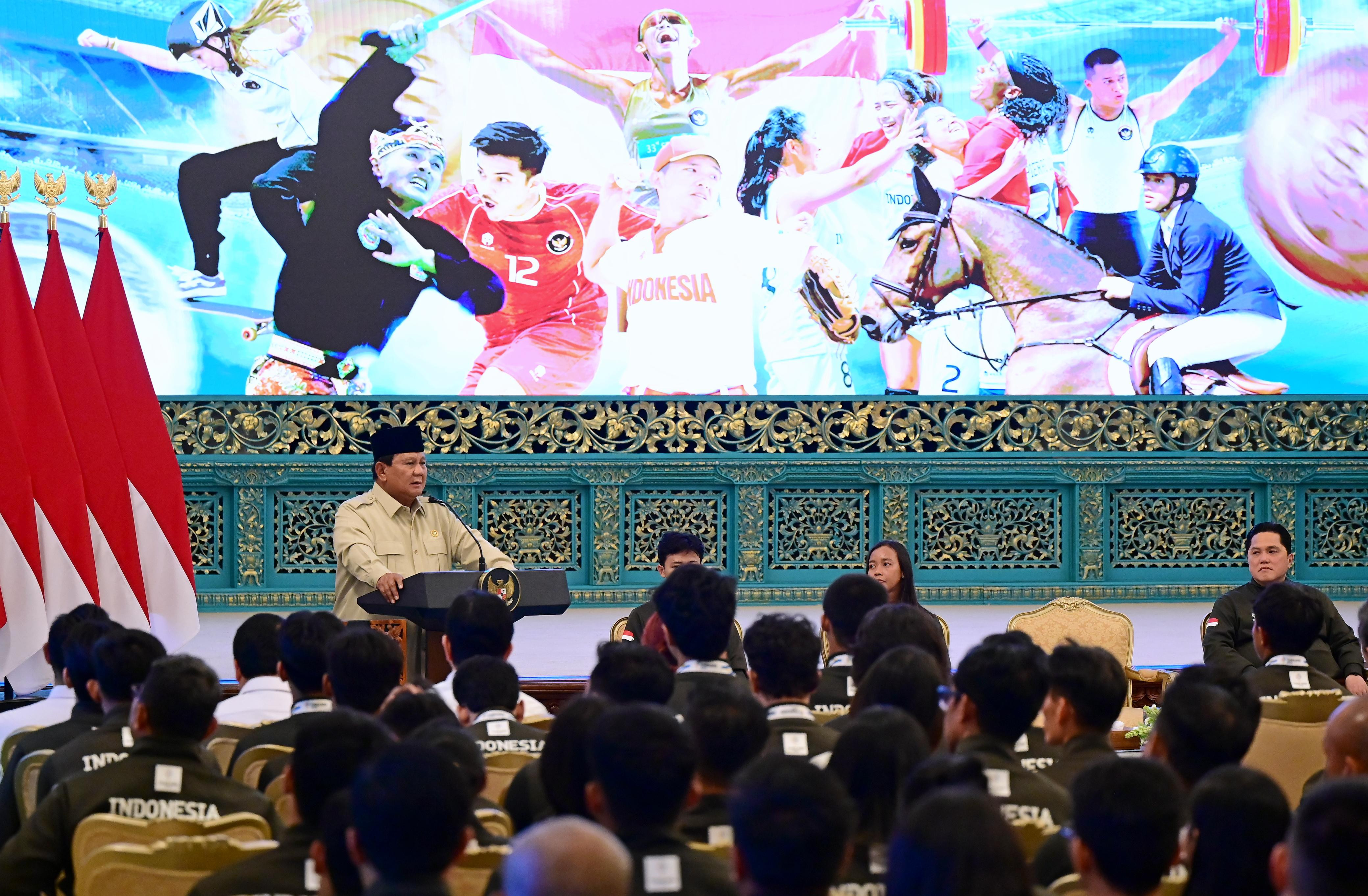 Pecahkan Rekor Dunia di SEA Games 2025, Lifter TNI Rizki Juniansyah Dianugerahi Kenaikan Pangkat Luar Biasa