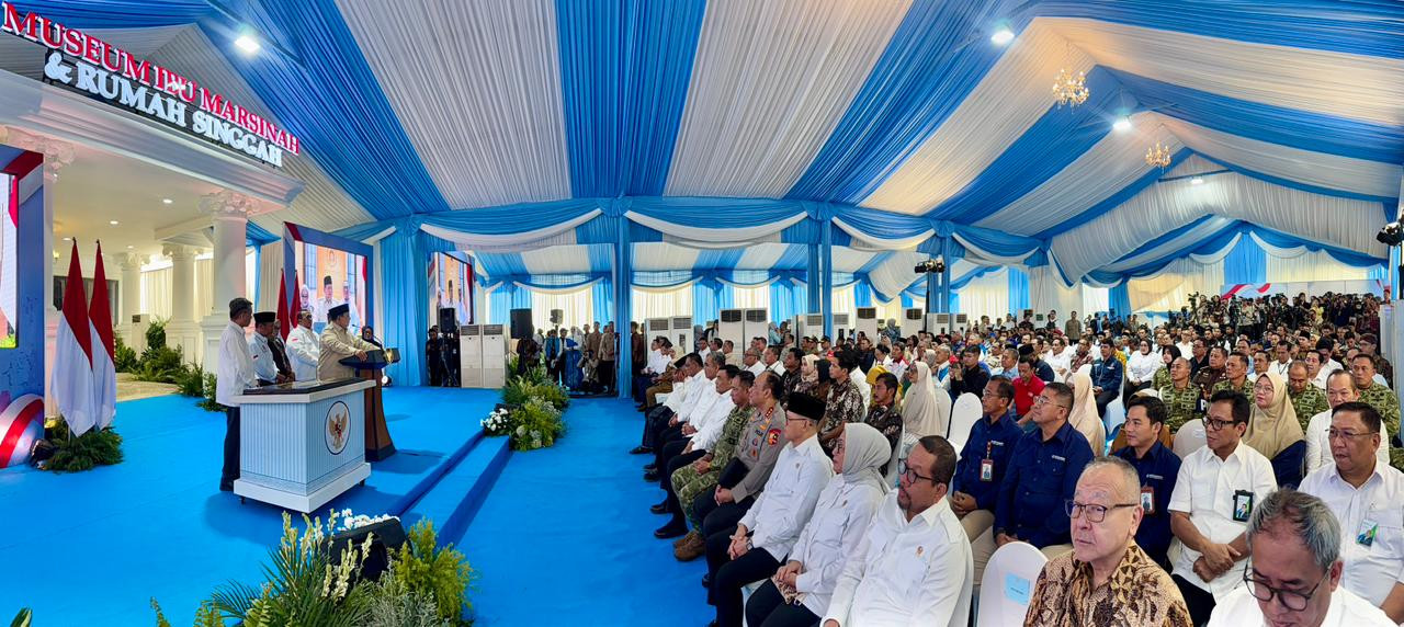 Panglima TNI Dampingi Presiden Prabowo Resmikan Museum Ibu Marsinah di Nganjuk