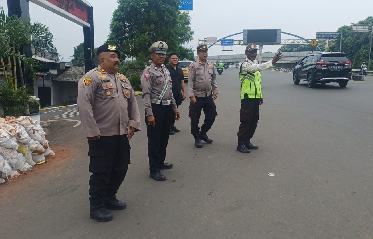 Polsek Pondok Gede Amankan Perbatasan Bekasi–Jakarta, Antisipasi Massa Aksi