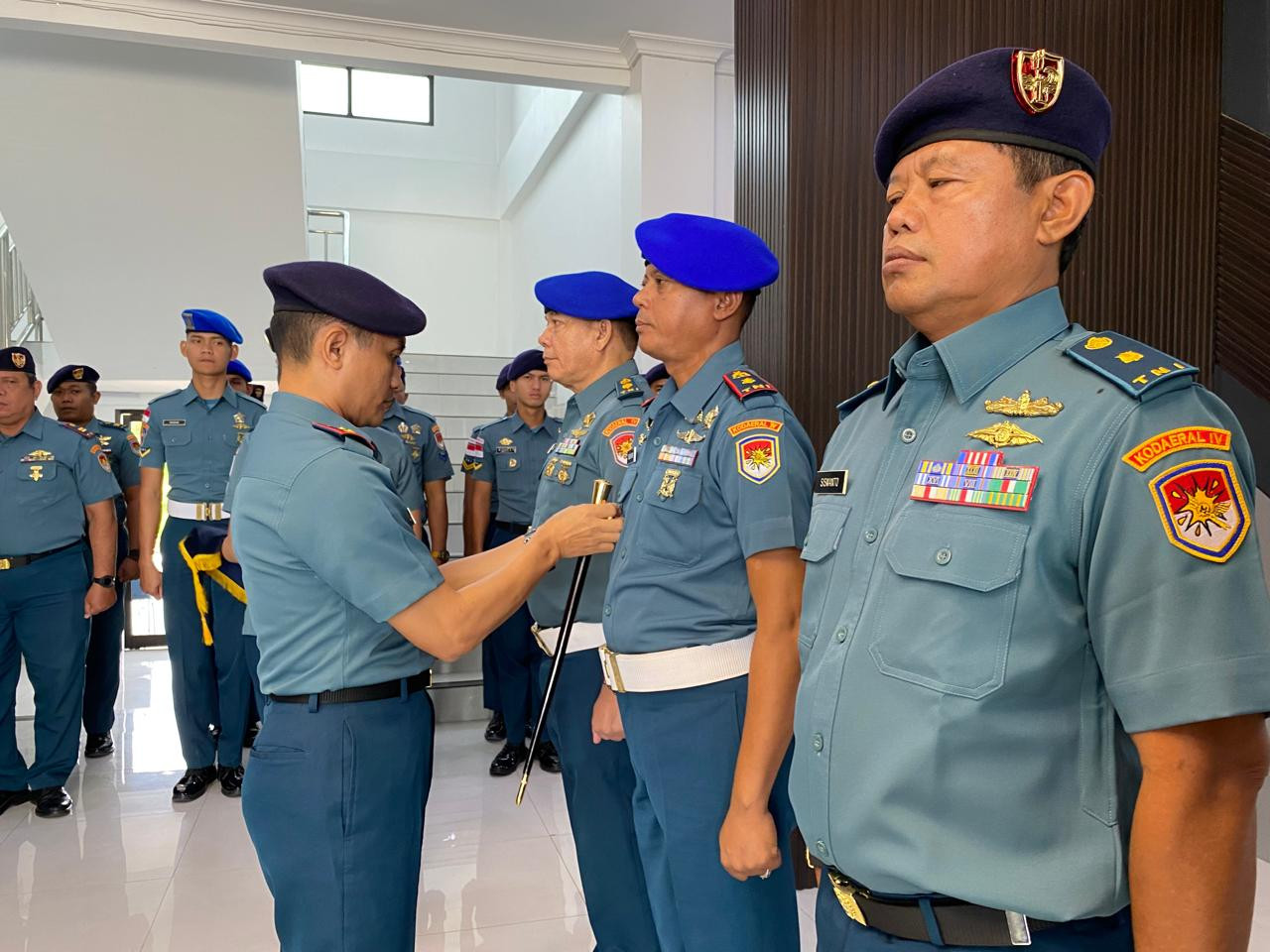 Danlanal Bintan Pimpin Sertijab dan Pengukuhan Jabatan Strategis di Lingkungan Lanal Bintan