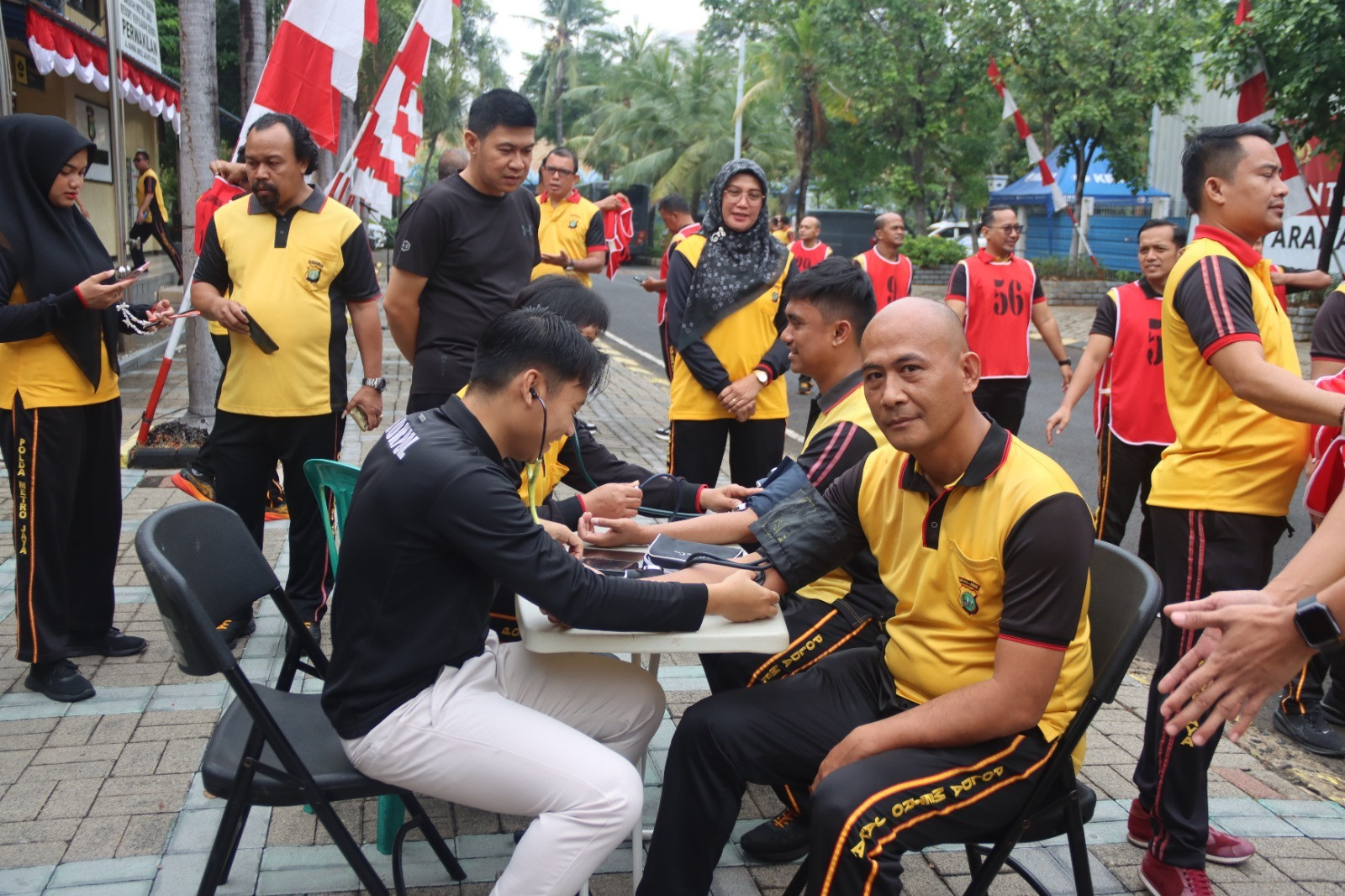 Polres Kepulauan Seribu Gelar Tes Kesamaptaan Jasmani Periode Ke -2, Kapolres Ingatkan Pentingnya Kesehatan dan Totalitas