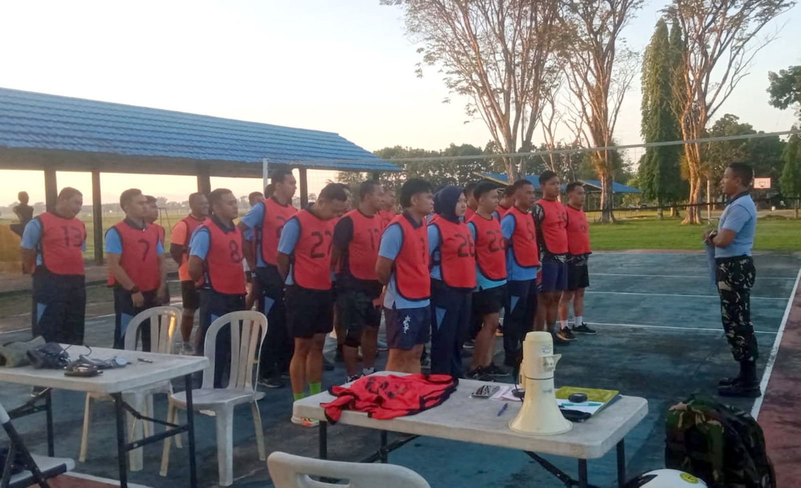 Di Balik Keringat dan Tekad, Personel Lanud Sjamsudin Noor Jalani Tes Kesamaptaan Demi Kenaikan Pangkat