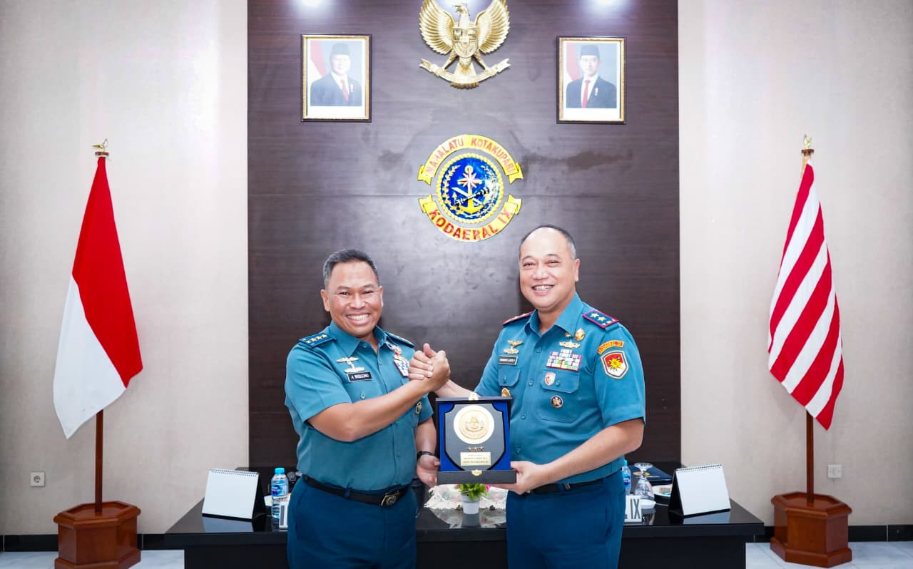 Irjenal Laksamana Madya TNI Achmad Wibisono Pimpin Taklimat Awal Wasrik Audit Kinerja Itjenal TA. 2025 di Kodaeral IX