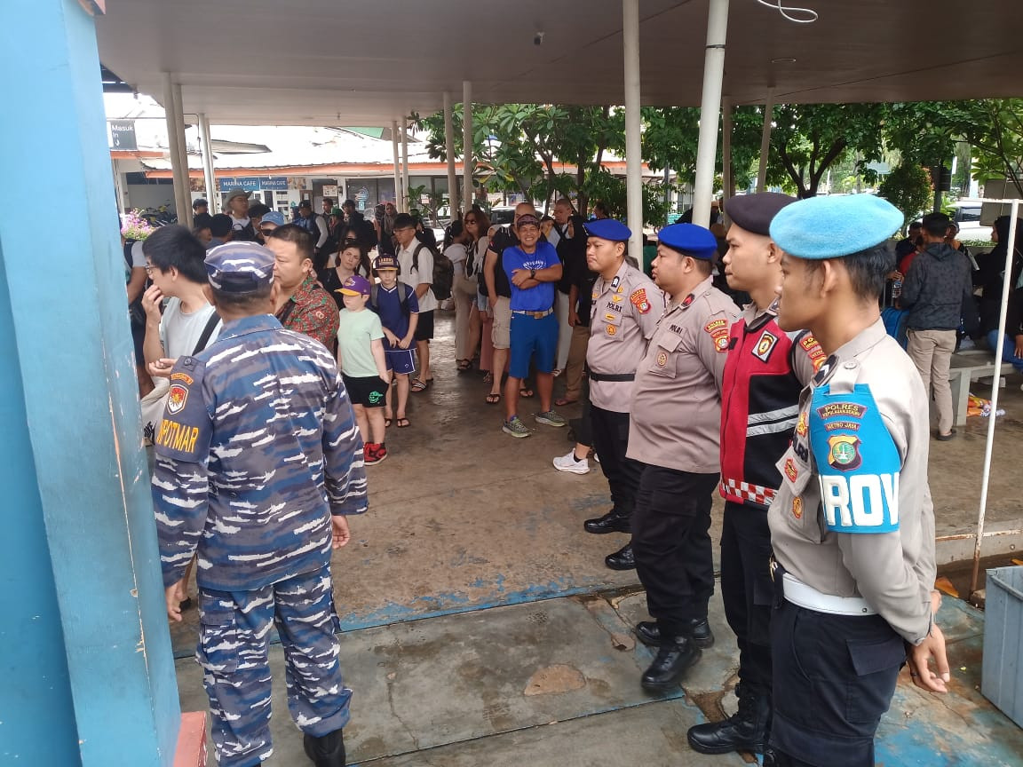 Kehadiran Polisi di Dermaga Marina Ancol Beri Rasa Aman bagi Penumpang Kepulauan Seribu