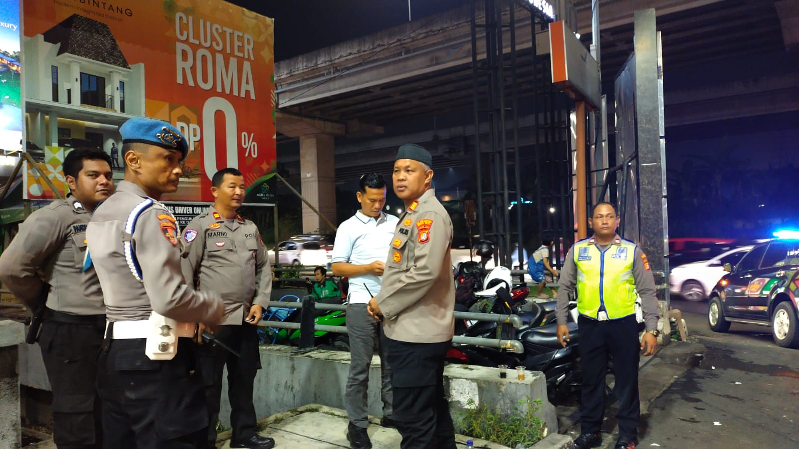 Kapolsek Bekasi Barat Pimpin Langsung Pengamanan Malam Takbir Idul Adha 2026
