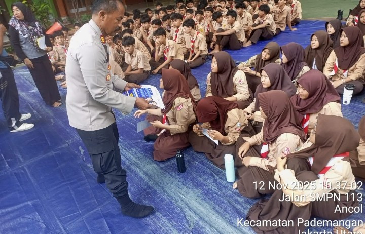 Polsek Pademangan Sosialisasikan Sistem Penerimaan Murid Baru SMA Kemala Taruna Bhayangkara 2026/2027 di SMP Negeri 113 Ancol