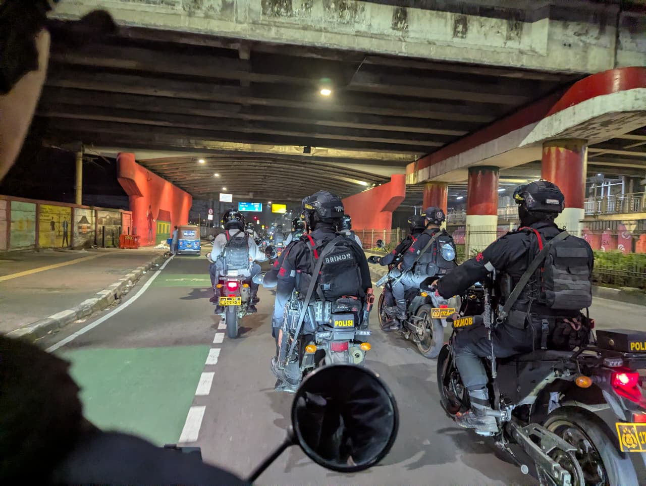 Operasi Pekat Jaya 2026, Brimob–Samapta Gagalkan Balap Liar dan Tawuran di Jaktim