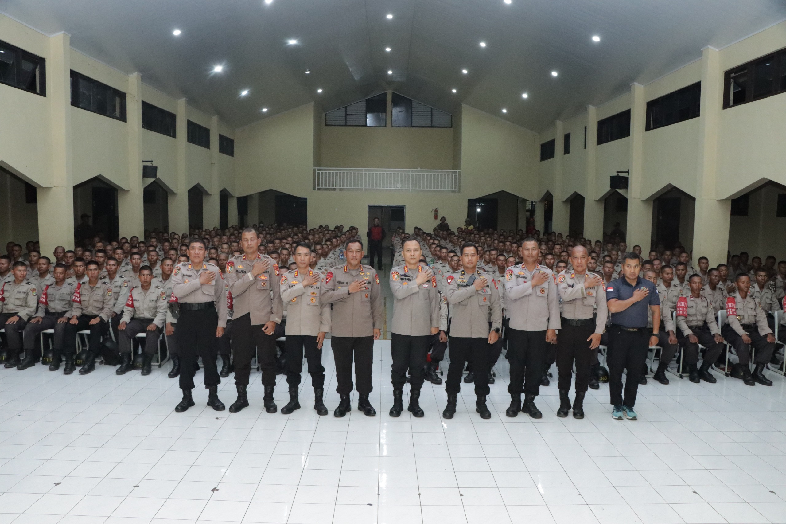 Dansat Brimob PMJ Beri Pembekalan Calon Bintara Polri di SPN Lido