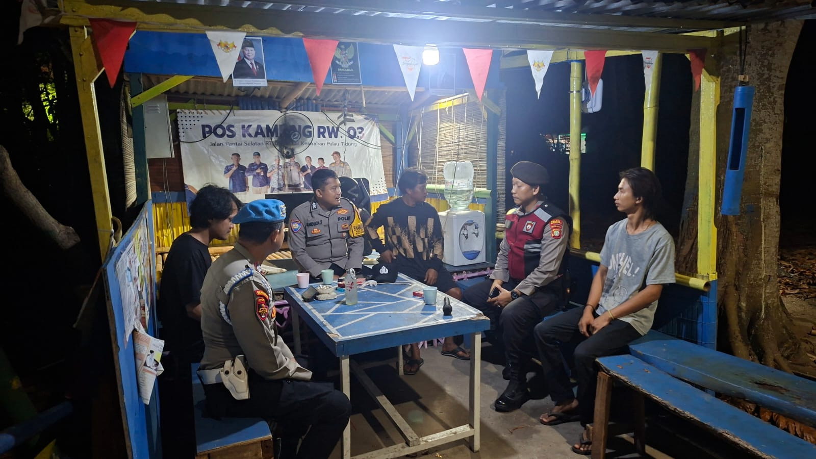 Patroli Malam Jakarta On The Spot, Polsek Kepulauan Seribu Selatan Perkuat Pengamanan Dermaga dan Edukasi Wisatawan