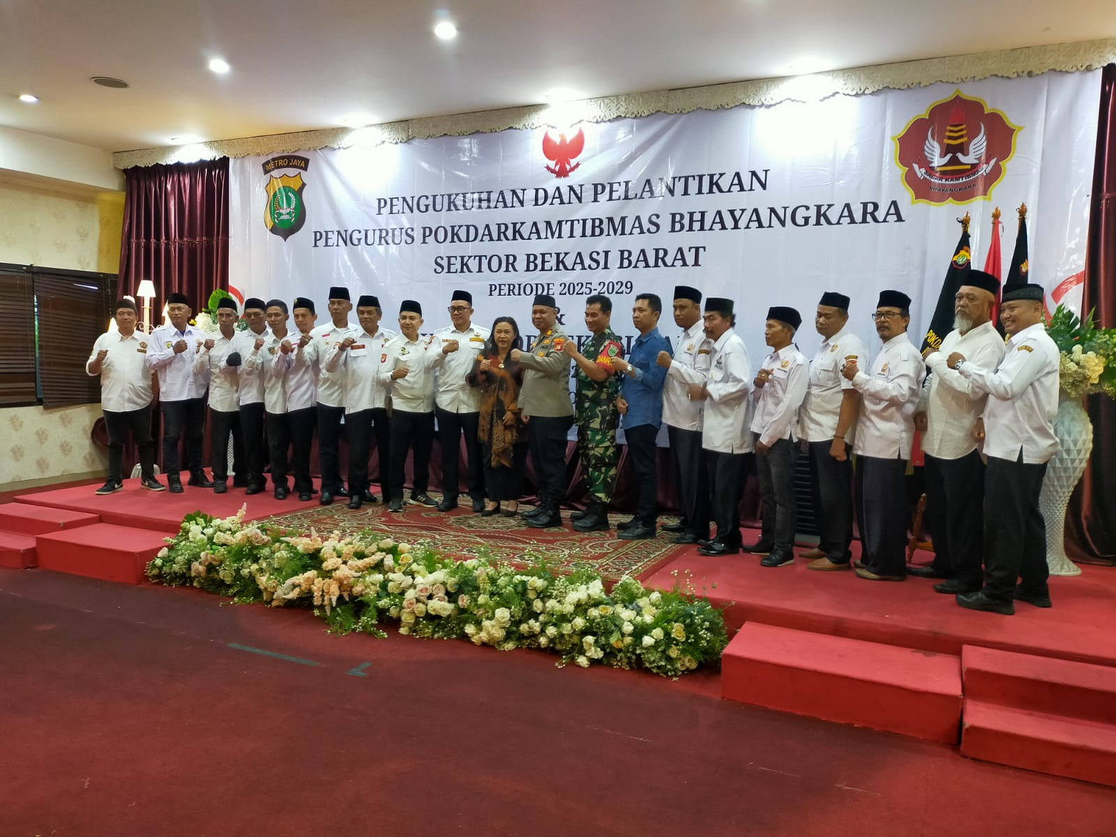 Kapolsek Bekasi Barat Hadiri Pelantikan dan Pengukuhan Pokdarkamtibmas Bhayangkara