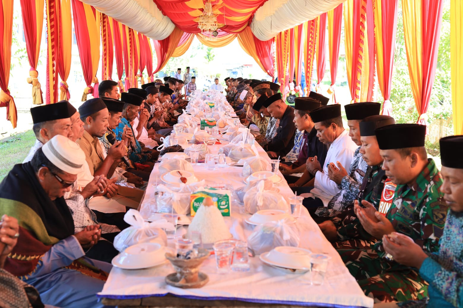 Tak Sekadar Membangun, Satgas TMMD Kodim 1505/Tidore Hadir Menyatuh Dengan Rakyat