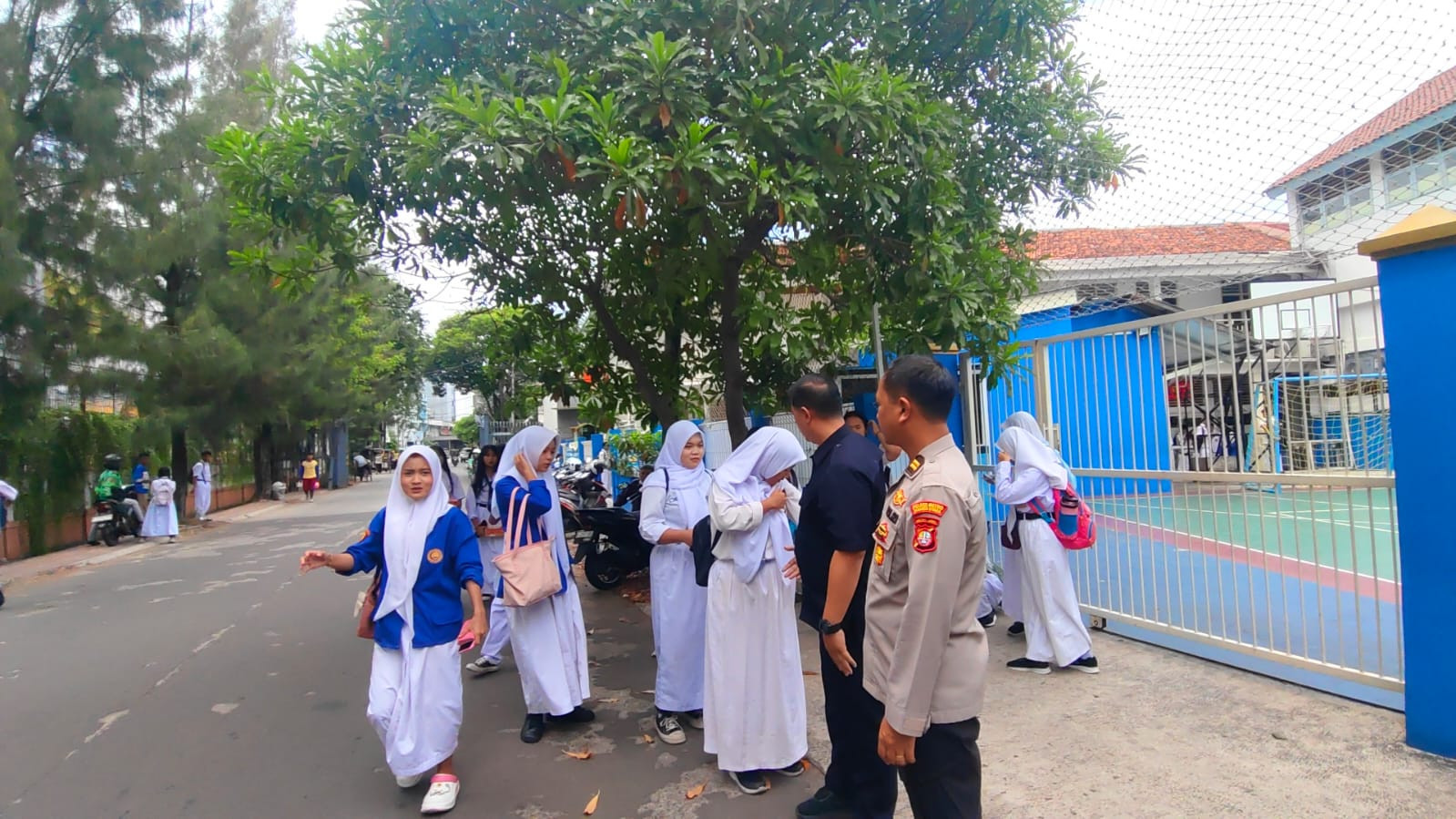 Jaga Jakarta, Jaga Warga: Polsek Metro Penjaringan Intensifkan DDS dan Cooling System Cegah Tawuran Pelajar di Pluit