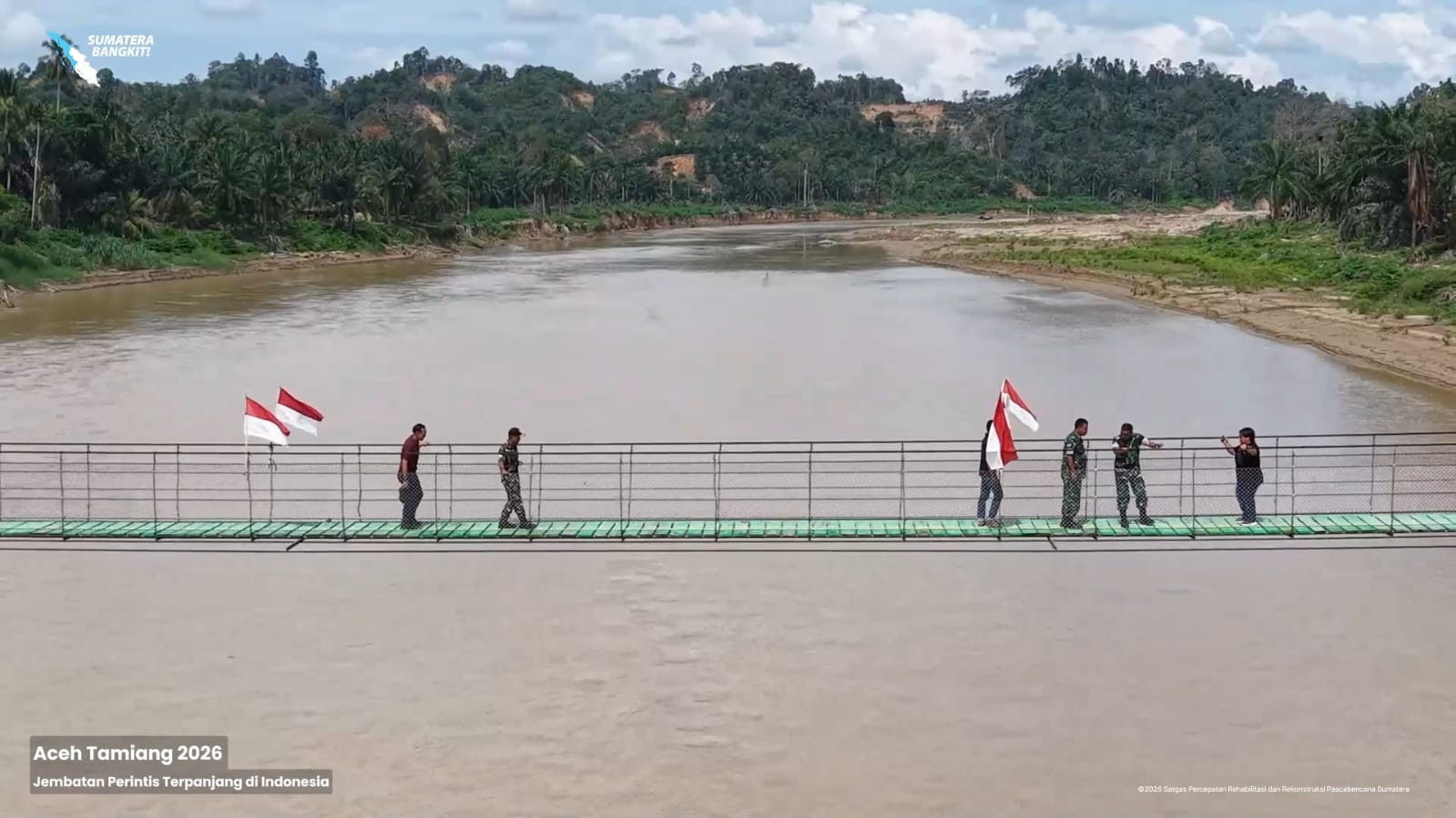 Berkat Jembatan Gantung 240 Meter, Pelajar Aceh Tamiang Kini Bisa Berangkat Sekolah dengan Mudah