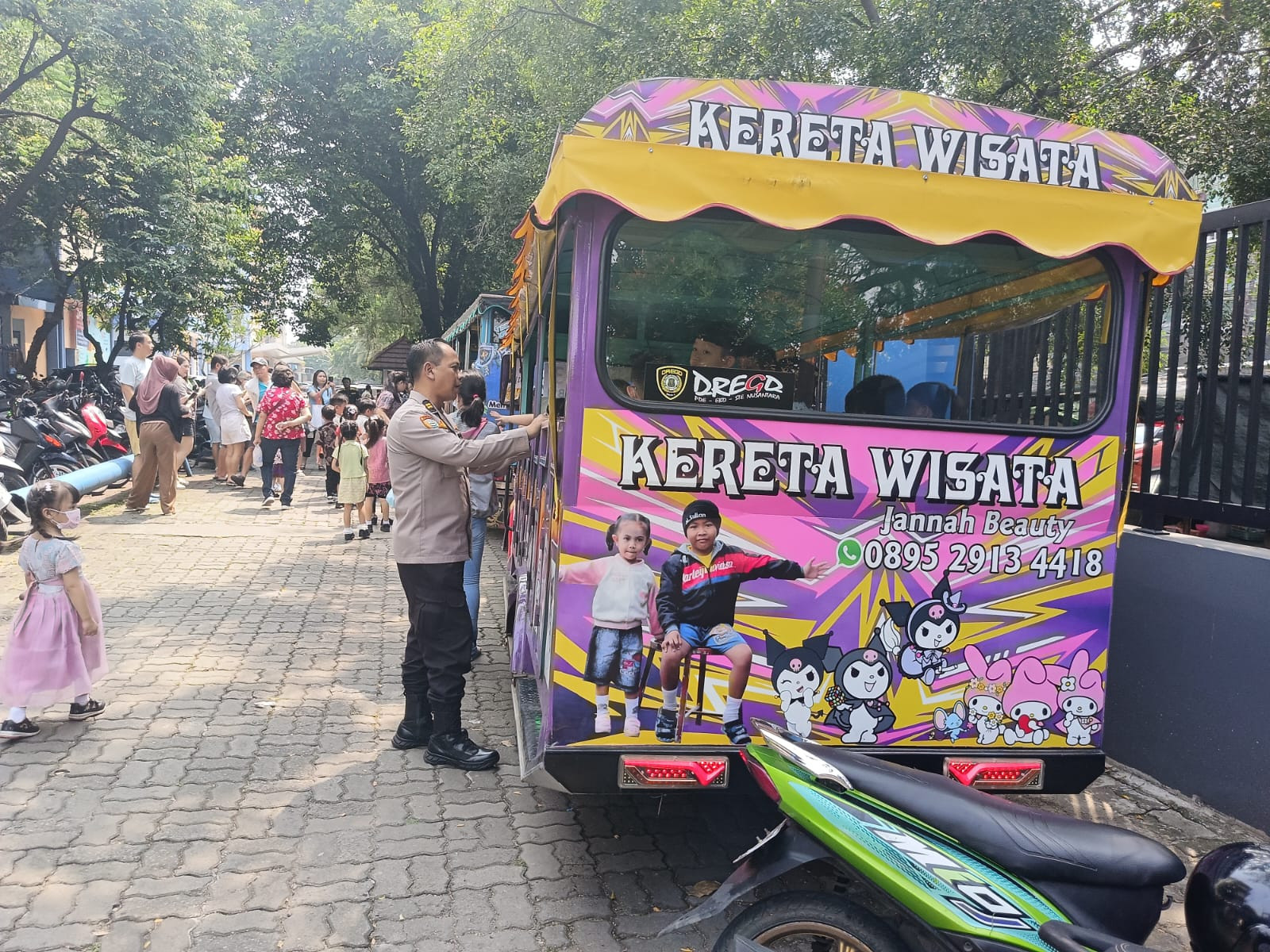 Polisi Sahabat Anak Hadir di KB-TK Permai Muara Karang, Tanamkan Kedisiplinan Sejak Dini