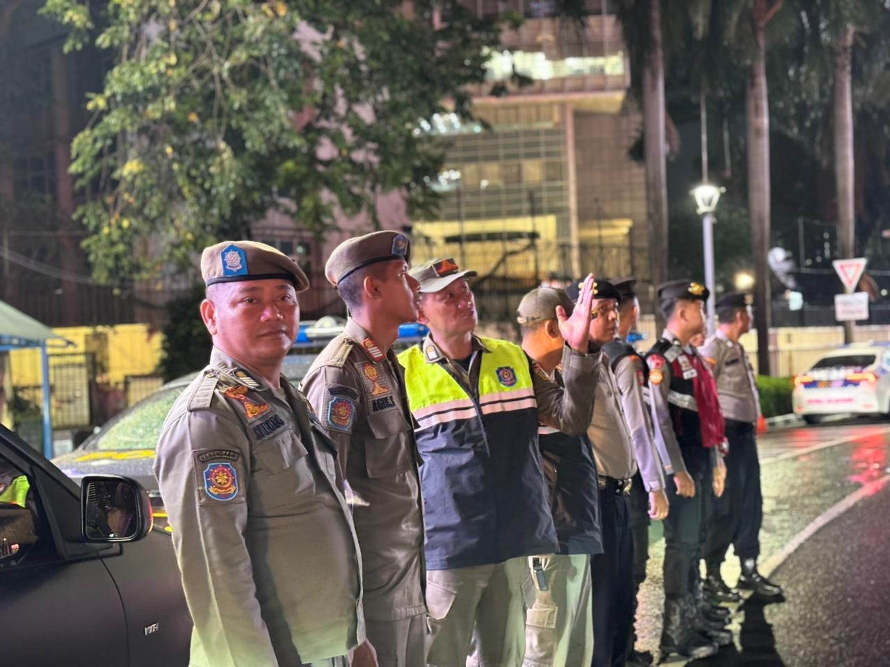 Polda Metro Jaya Gelar Patroli Malam Dialogis di Jakarta