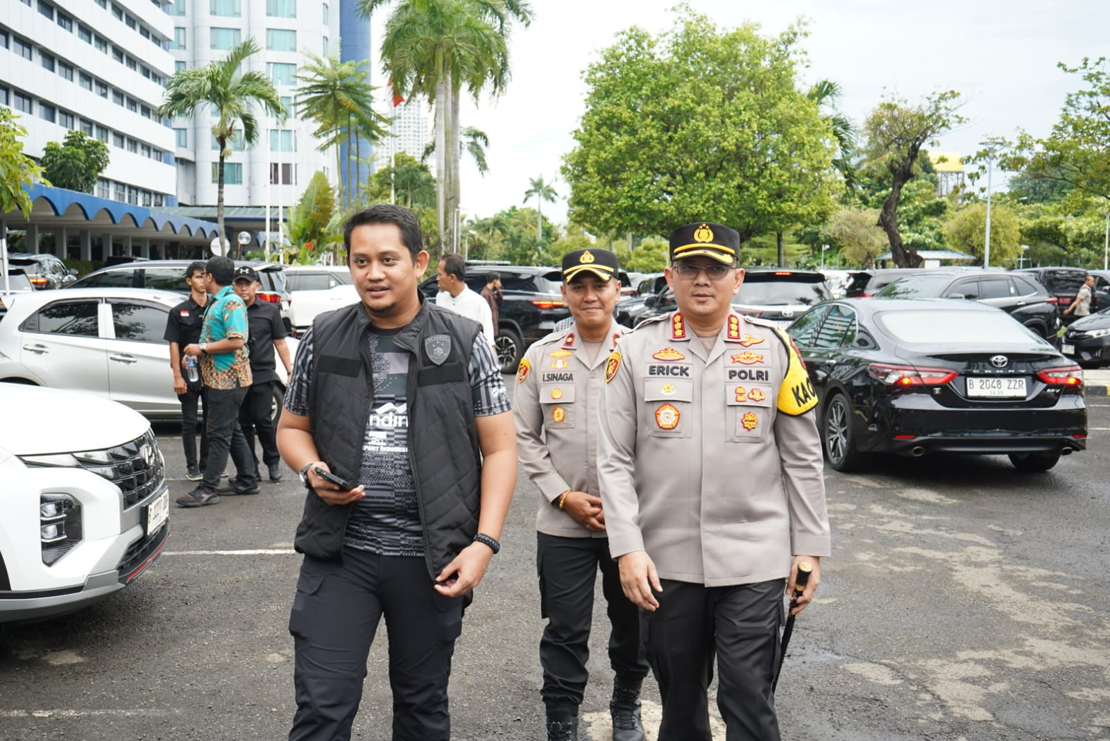 Kapolri Hadiri Munas XI MUI 2025 di Ancol, Kapolres Metro Jakarta Utara Pastikan Pengamanan Berjalan Lancar