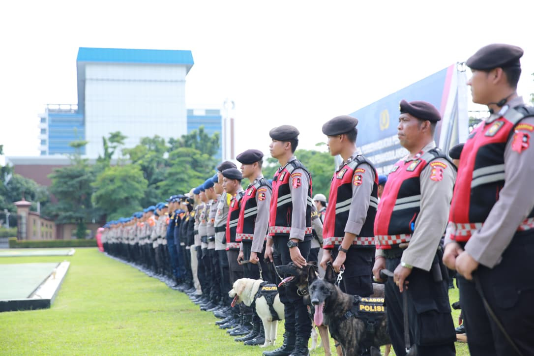 Wakapolri: Polri Berangkatkan 1.500 Personel untuk Penanggulangan Bencana di Aceh, Sumut, dan Sumbar