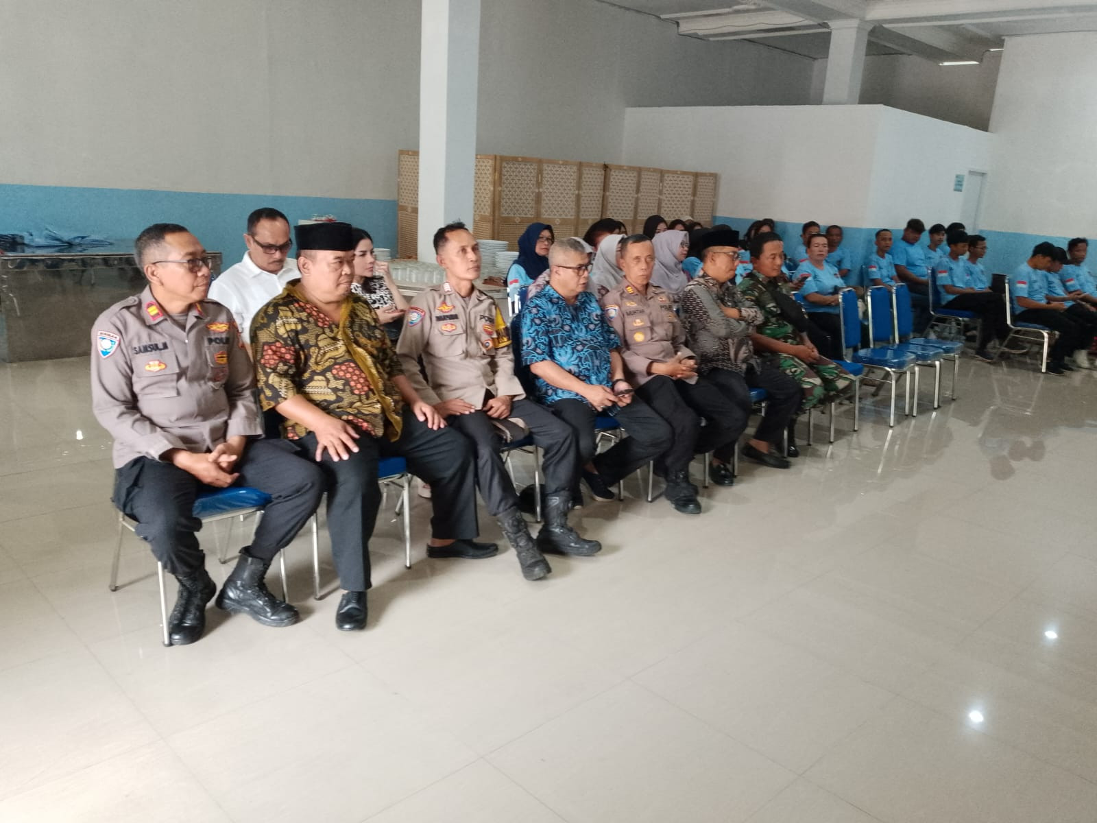 Polsek Bekasi Barat Hadiri Peresmian Dapur MBG, Dukung Program Makanan Bergizi di Bintarajaya