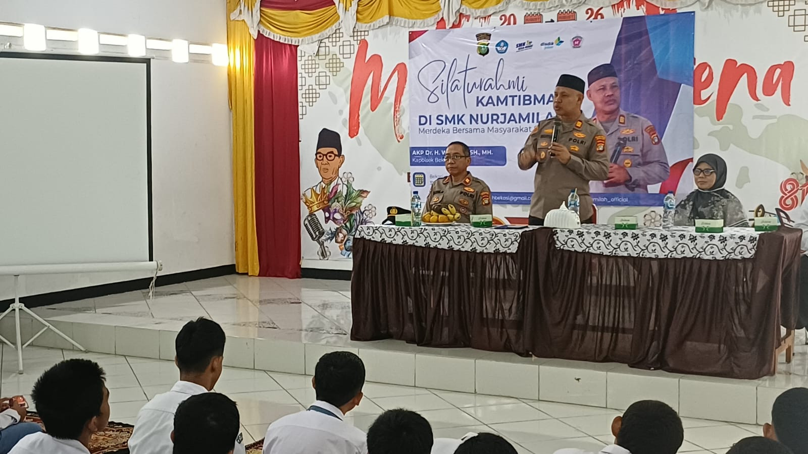 Jaga Jakarta On The Spot, Kapolsek Bekasi Barat Edukasi Siswa SMK Nurjamillah Bintara