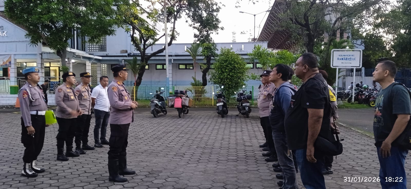 Polisi Amankan Tabligh Akbar Peringatan Isra Mi’raj di Stadion Rawa Badak Koja