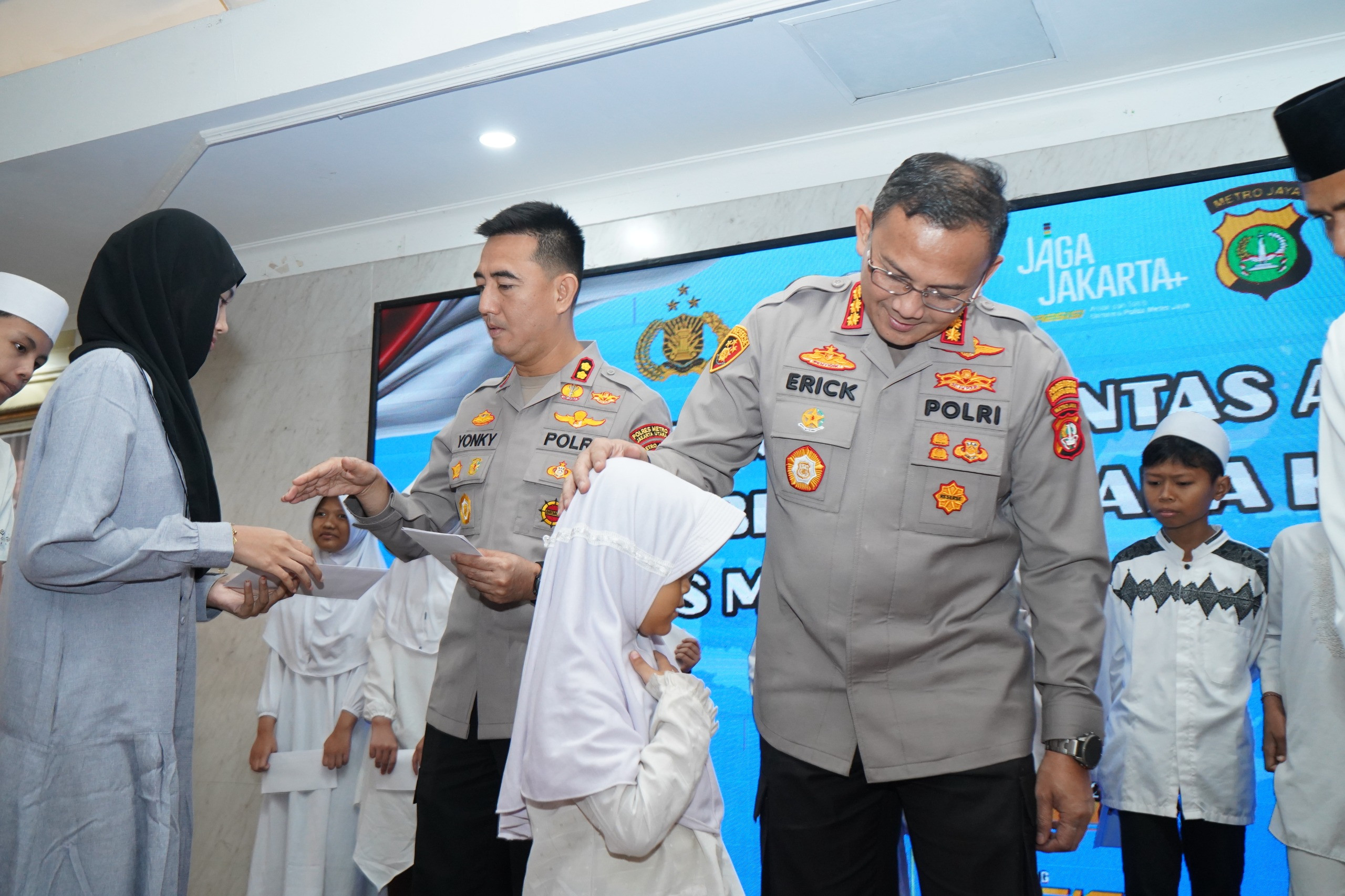 Polres Metro Jakarta Utara Gelar Doa Lintas Agama dan Santuni Anak Yatim Sambut Hari Bhayangkara ke-80