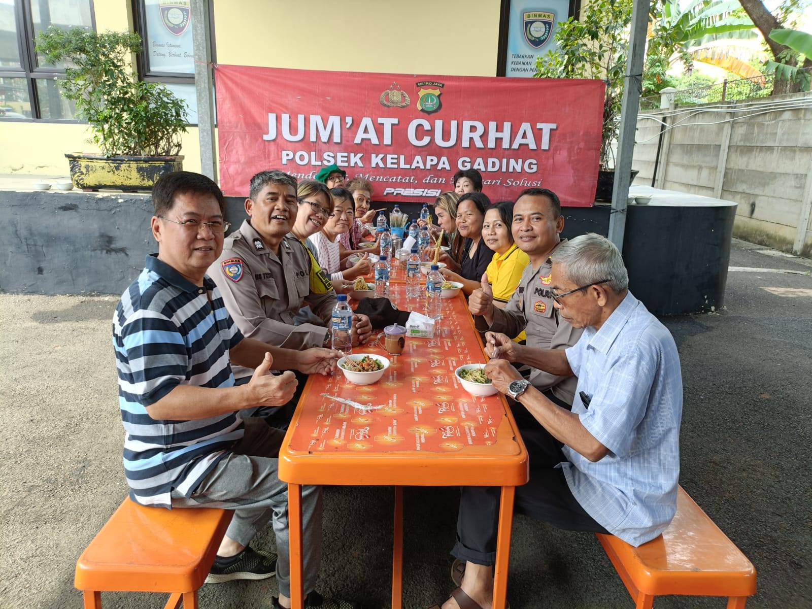 Jumat Curhat, Polsek Kelapa Gading Serap Aspirasi Warga RW 018