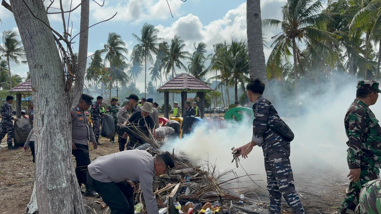 Komitmen Lanal Bintan Dalam Membangun Hubungan Yang Harmonis Dengan Masyarakat Dalam Menciptakan Lingkungan Bersih