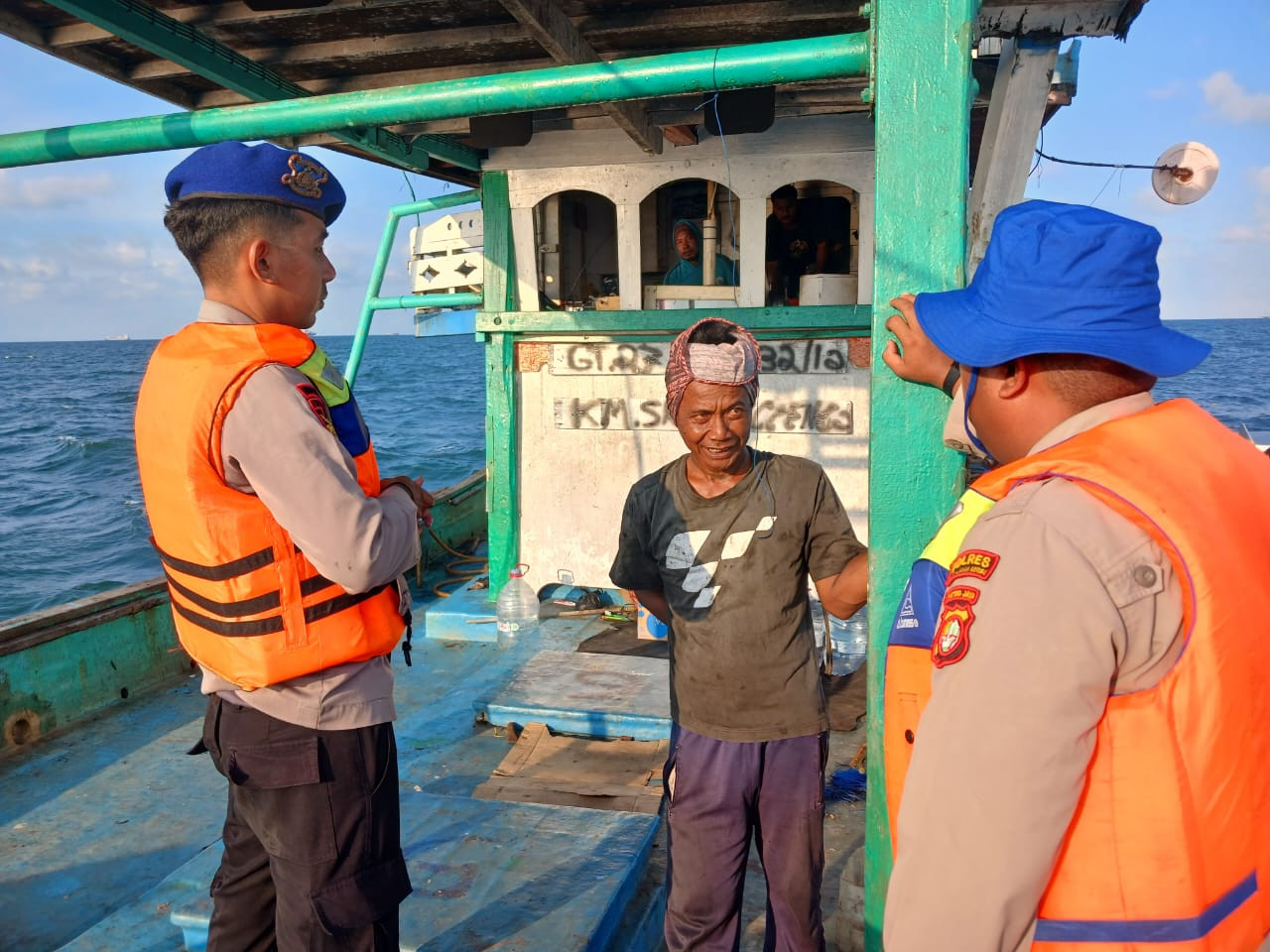 Polres Kepulauan Seribu Intensifkan Strong Point di Dermaga, Aktivitas Wisata dan Transportasi Laut Berjalan Aman