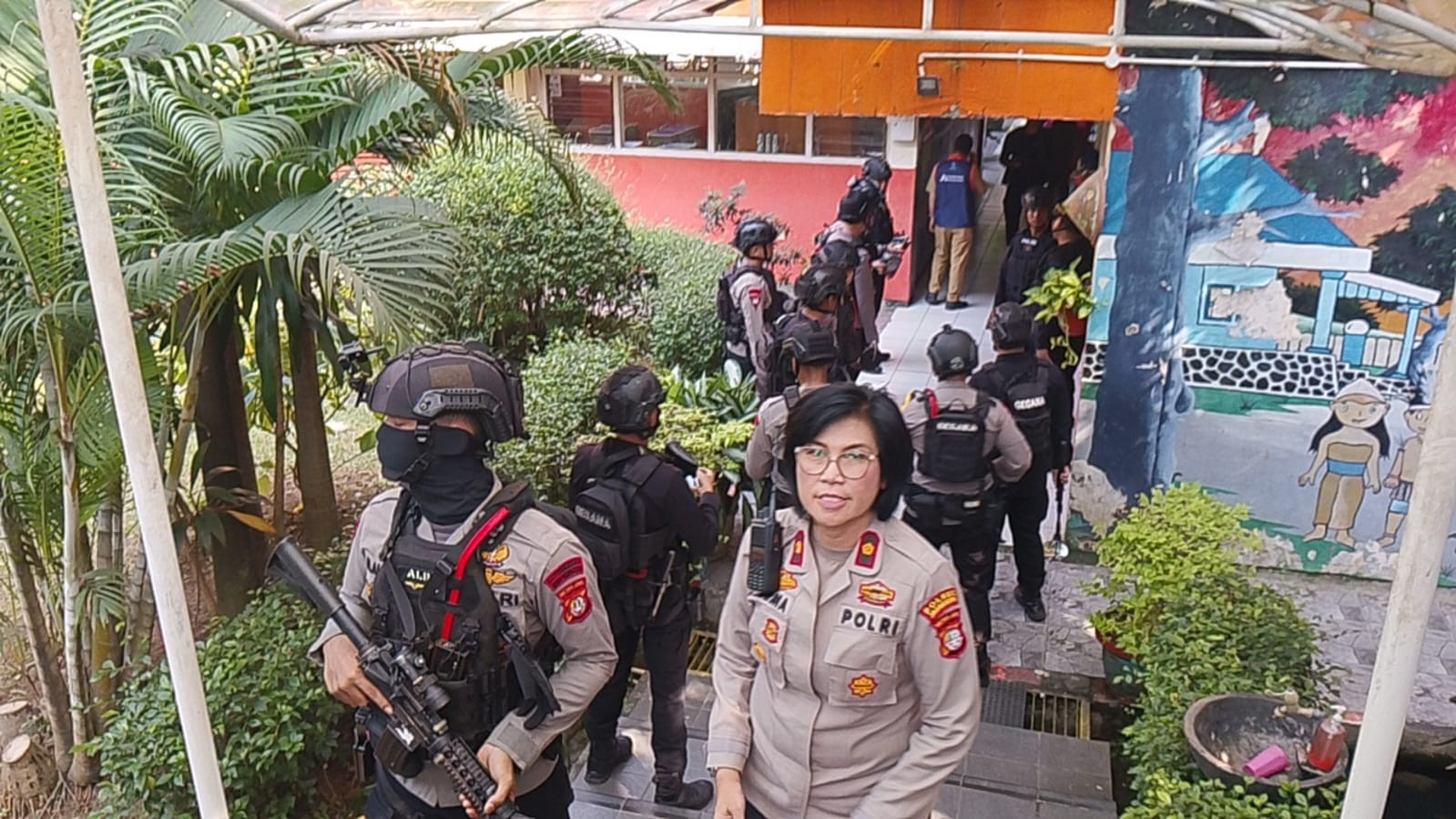 Polisi Gerak Cepat Tangani Ancaman Bom di SDN di Jaksel