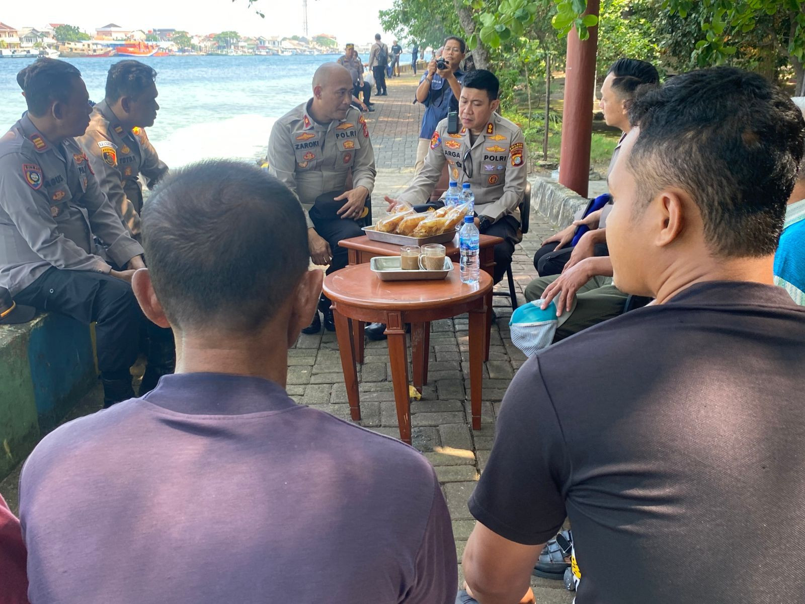 Jumat Curhat di Pulau Pramuka, Kapolres Kepulauan Seribu Ajak Warga Bijak Bermedia Sosial dan Manfaatkan Layanan 110