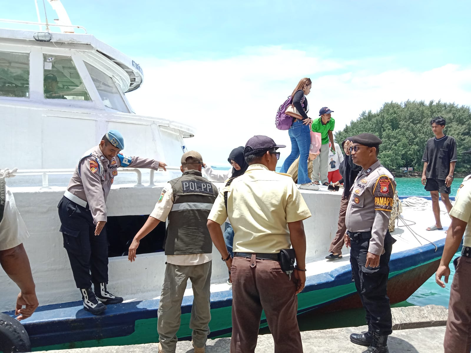 Strong Point di Dermaga, Kapolres Kepulauan Seribu: Keselamatan Penumpang dan Kenyamanan Wisata Prioritas Utama