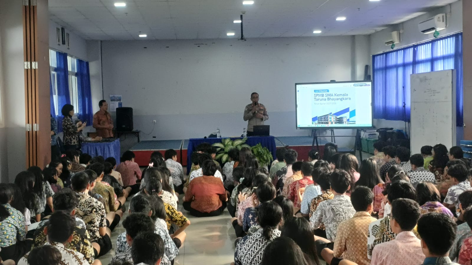 Polsek Bekasi Barat Sosialisasikan Penerimaan Siswa SMA Taruna Nusantara Kemala Bhayangkara
