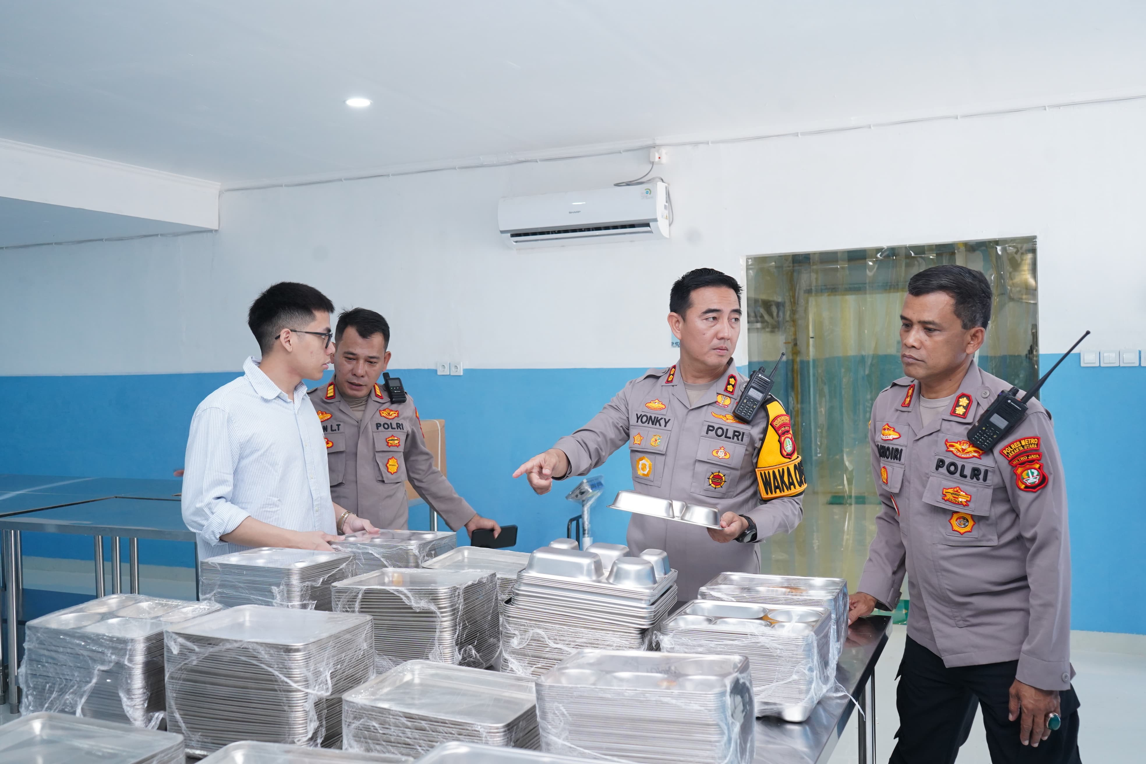 Wakapolres Metro Jakarta Utara Cek Kesiapan Pembangunan SPPG 2 Polri di Pegangsaan Dua