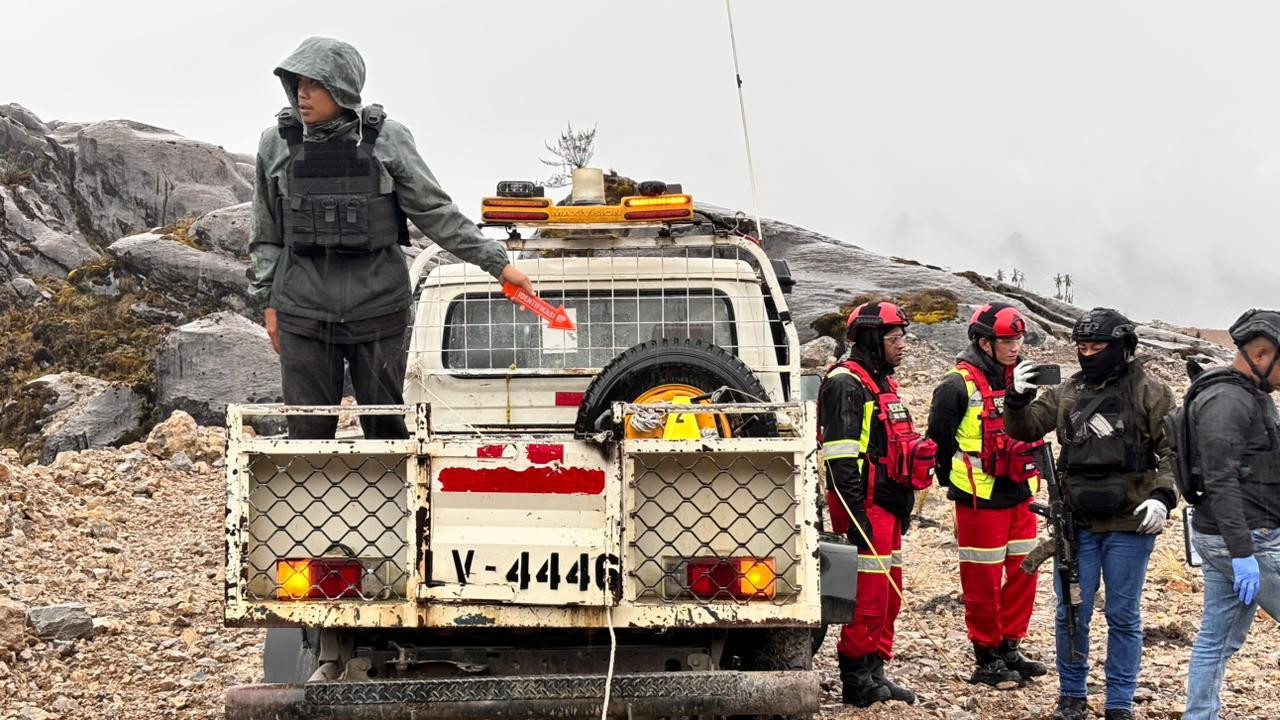 Satgas Operasi Damai Cartenz Lakukan Olah TKP Penembakan Karyawan PT Freeport di Tembagapura