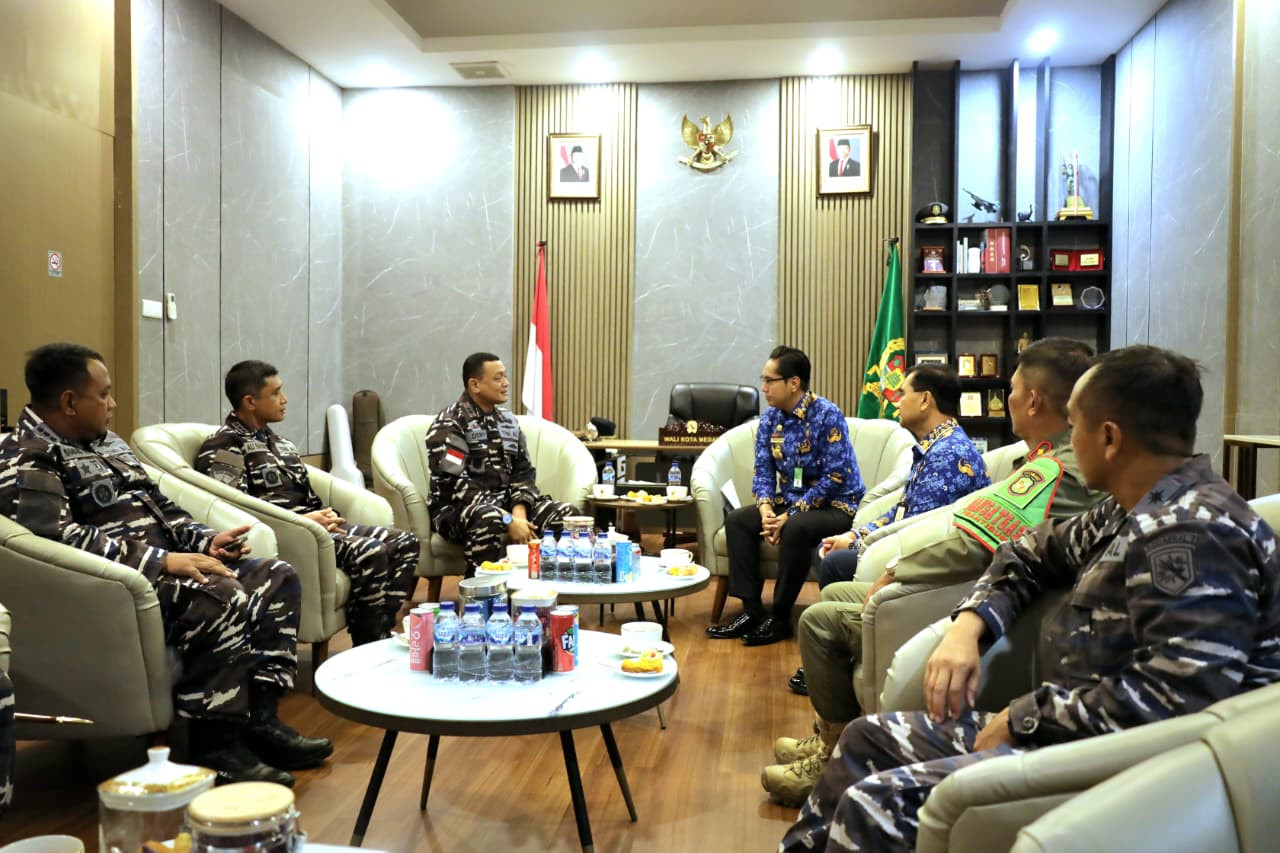 Perkuat Sinergitas, Komandan Kodaeral I Laksanakan Courtesy Call Ke Walikota Medan