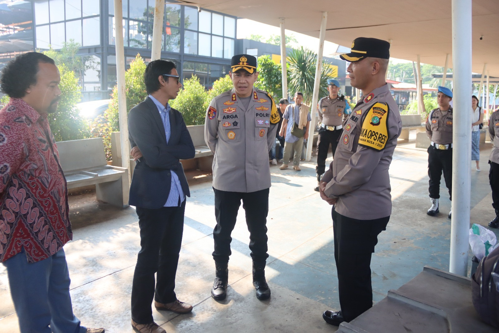 Polres Kepulauan Seribu Laksanakan Penyekatan Pelajar dan Kelompok Anarkis Antisipasi Aksi Unjuk Rasa di Jakarta